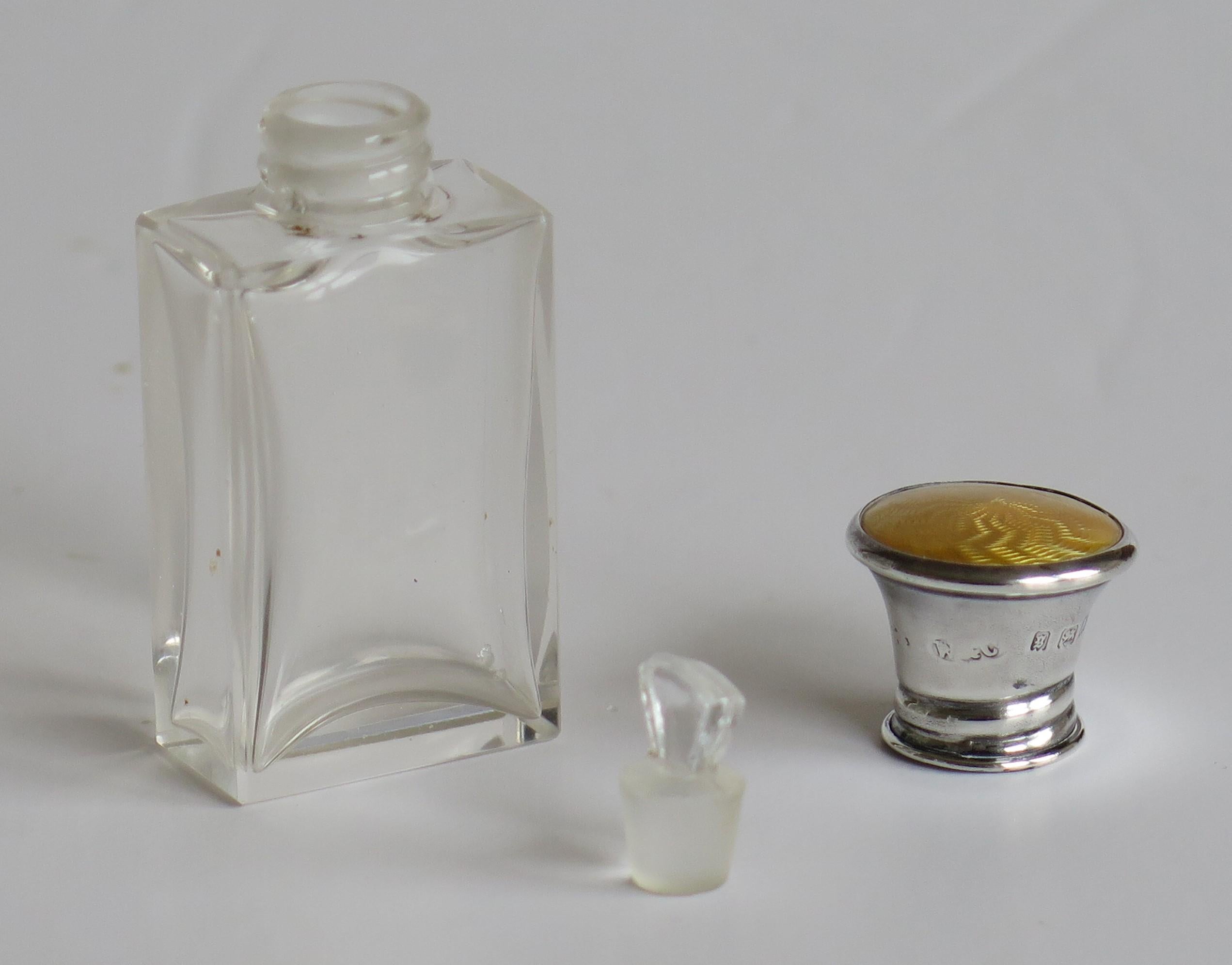 Guilloche- oder Parfümflasche aus glasüberzogenem Guilloche- und Silber, London 1922 (Art déco) im Angebot