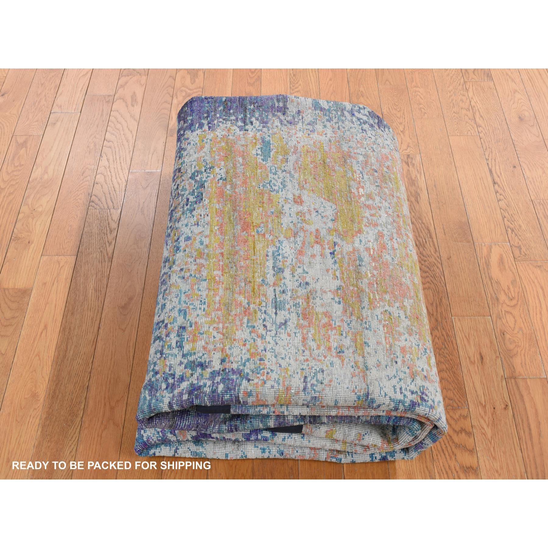 Tapis d'Orient Sari couleur or, laine texturée à la soie, design abstrait, noué à la main en vente 2