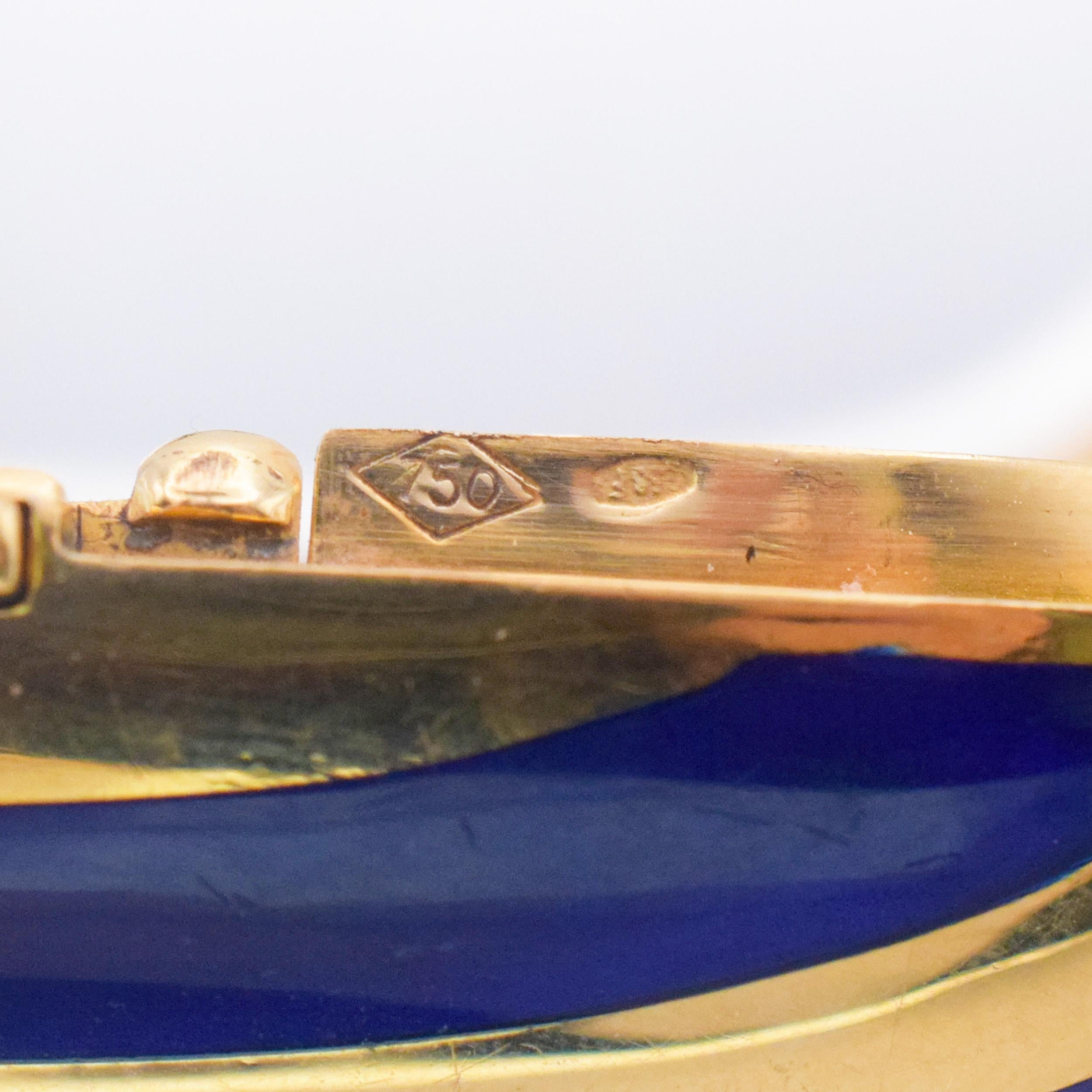 Striped Blue Enamel Pill Box In 18k Yellow Gold. For Sale 1