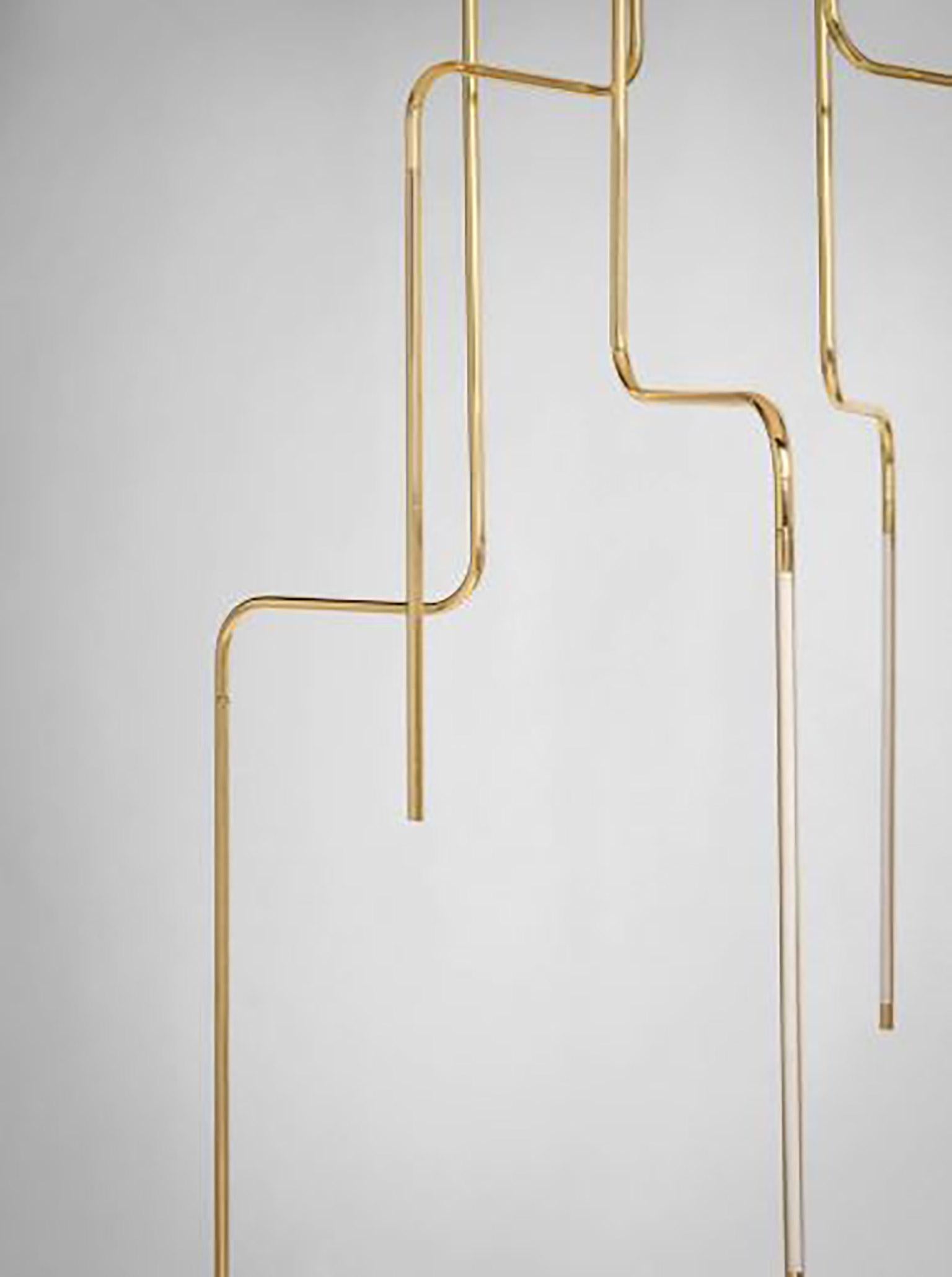 SEM Gold collection, six arms composition ceiling lamp in polished or fine brushed tubular brass with the double joint. Different sizes and compositions: H 110/155/175 cm. Horizontal arm length measurement of 20 cm. Lamp type LED 6W - 3000°K Voltage