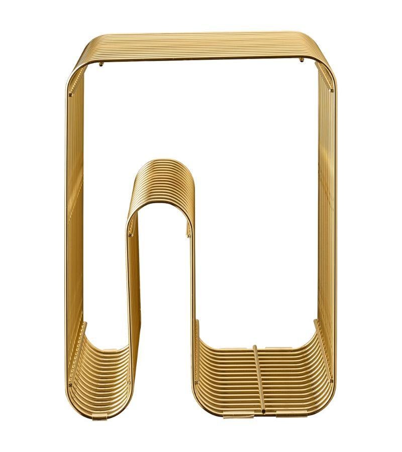 Gold contemporary stool 
Dimensions: L 32.4 x W 32.4 x H 43 cm 
Materials: Steel.
Also available in black and silver.


The shapes and materials that characterize Curva are inspired by the art deco style, which creates an elegant and