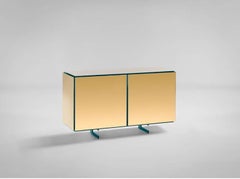 Credenza contemporanea Gold a due ante, placcata oro lucido 24 carati
