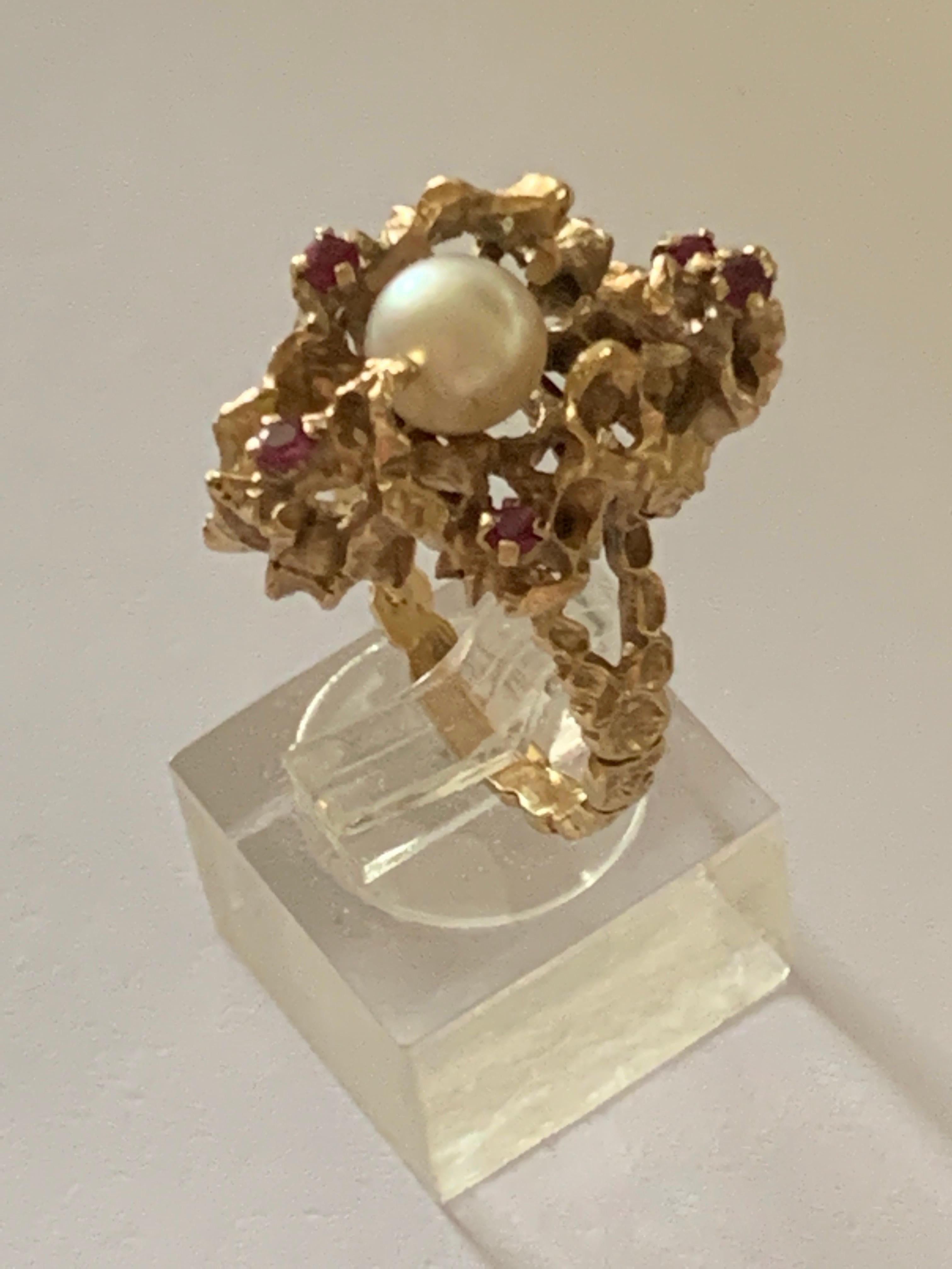 Round Cut  Gold Coral Design Pearl & Ruby Cocktail Ring For Sale