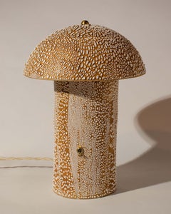 Lampe de table « Gold Crackle Mushroom » en céramique, de forme organique, par Streicher Goods