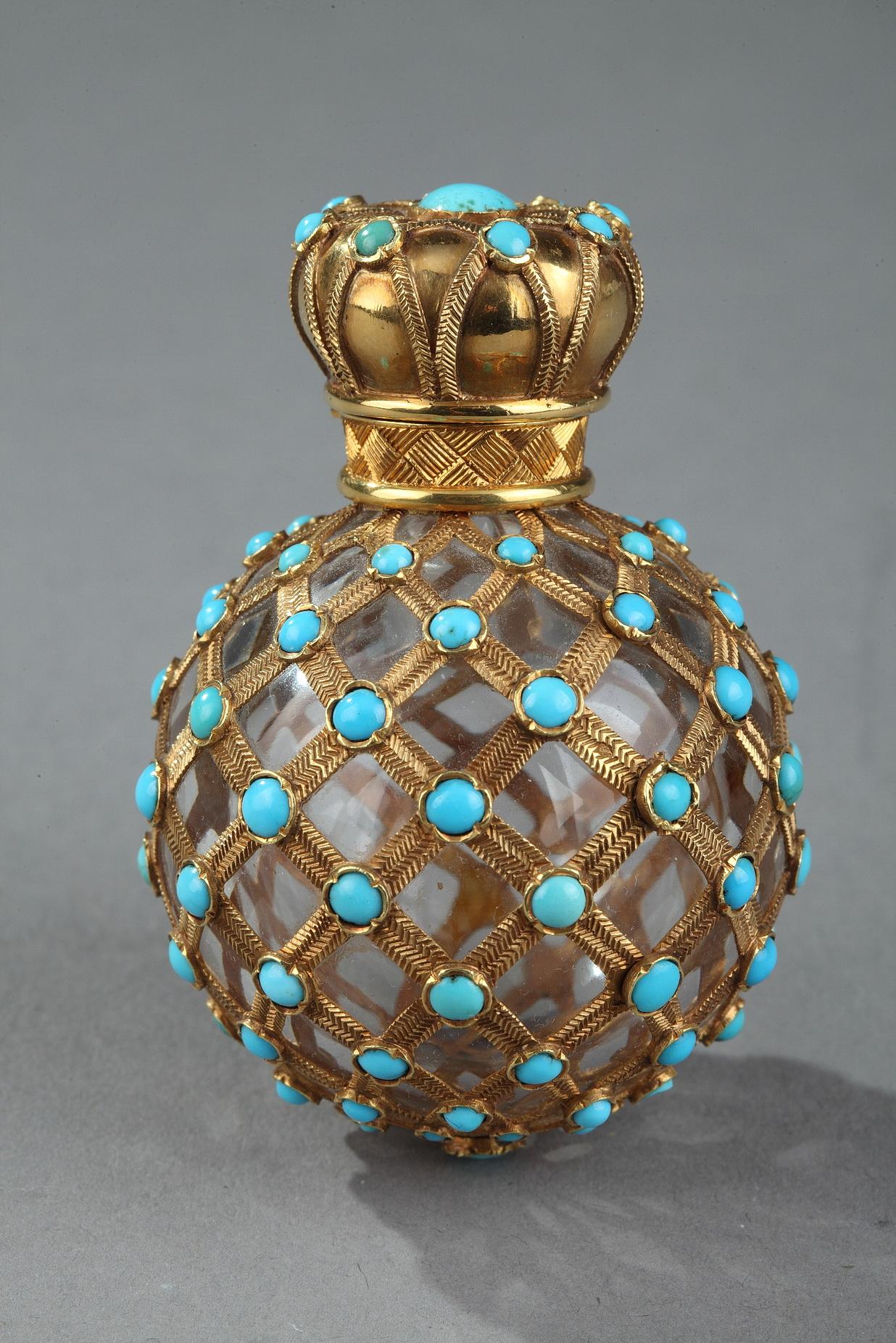 Parfümflask aus Gold, Kristall und Türkis aus der Restaurationszeit (Empire) im Angebot