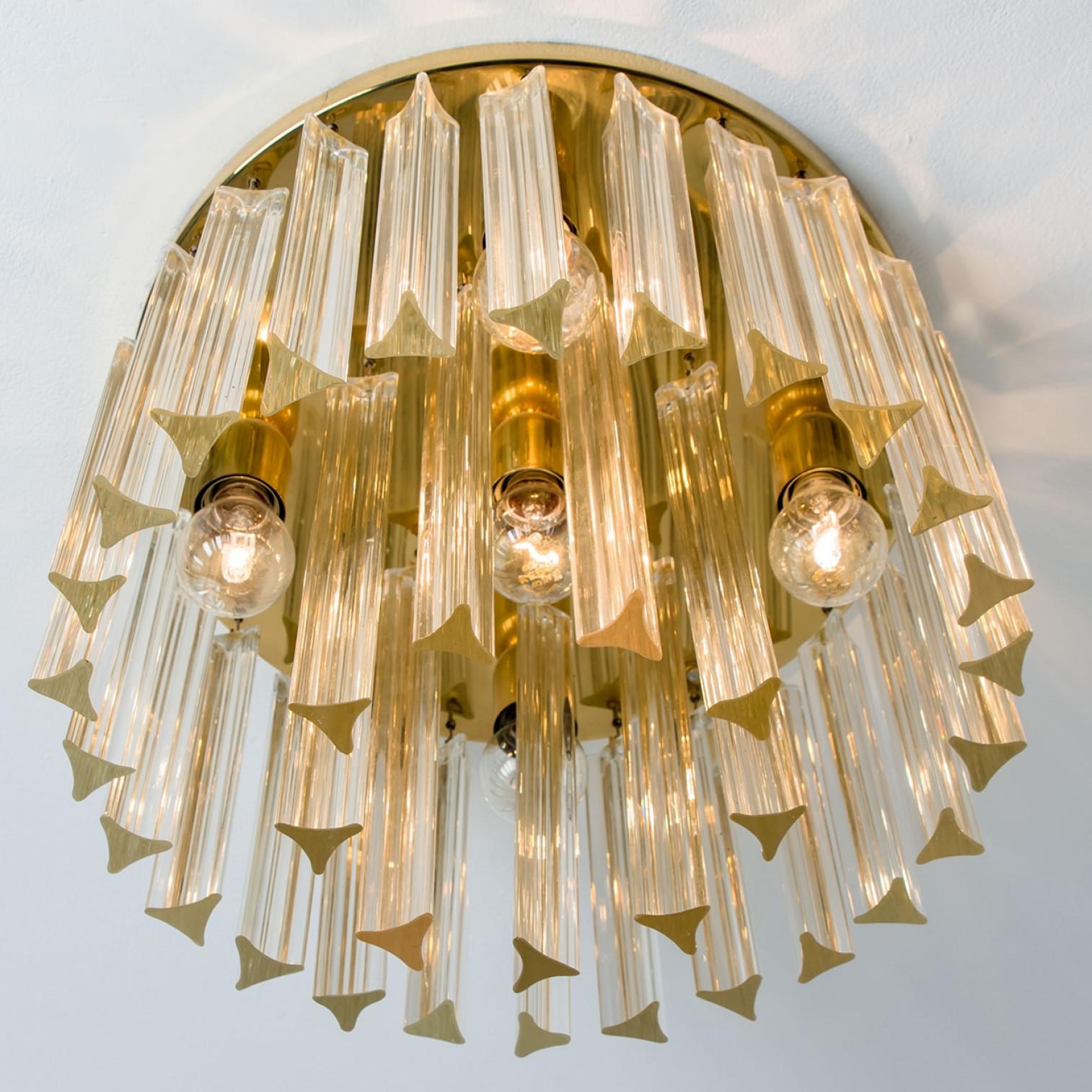 Oro Lampada da incasso in cristallo dorato e ottone di Kalmar, anni '70 in vendita