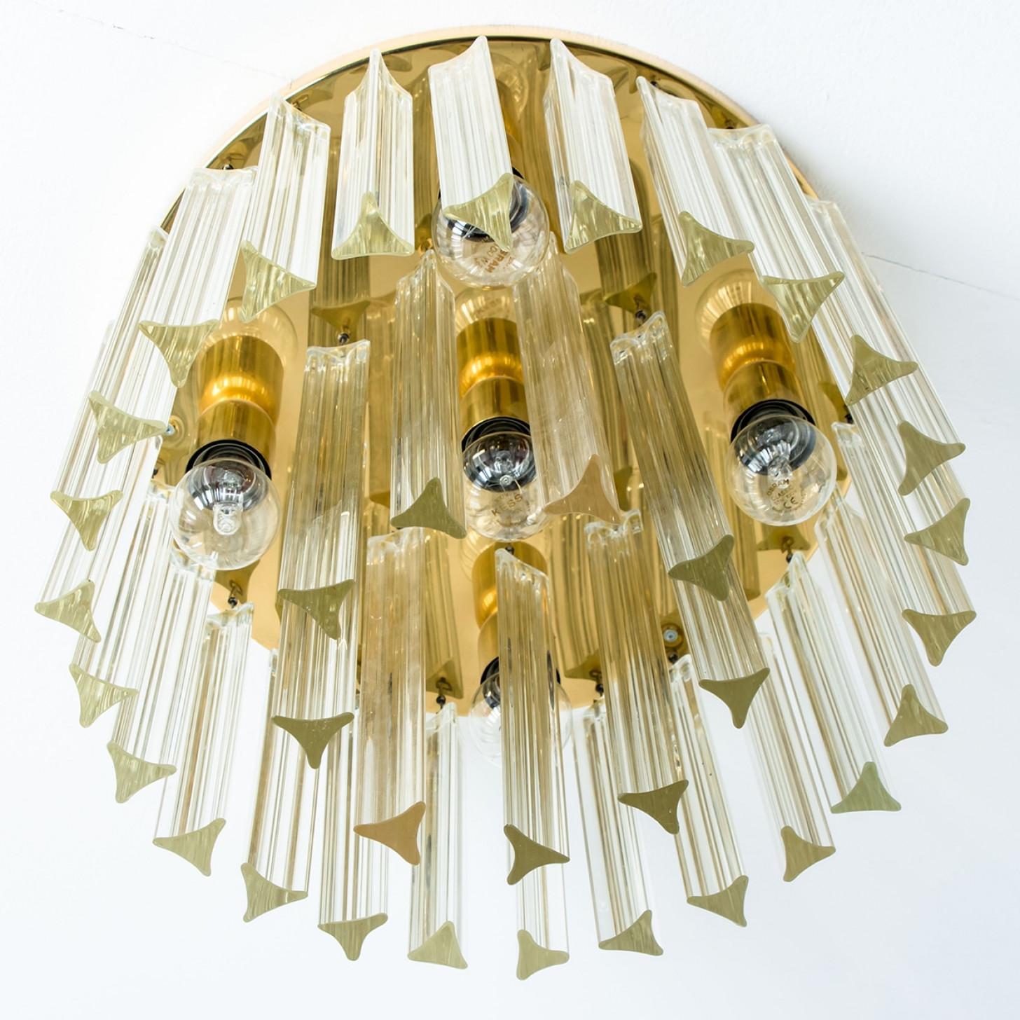 Lampada da incasso in cristallo dorato e ottone di Kalmar, anni '70 in vendita 1