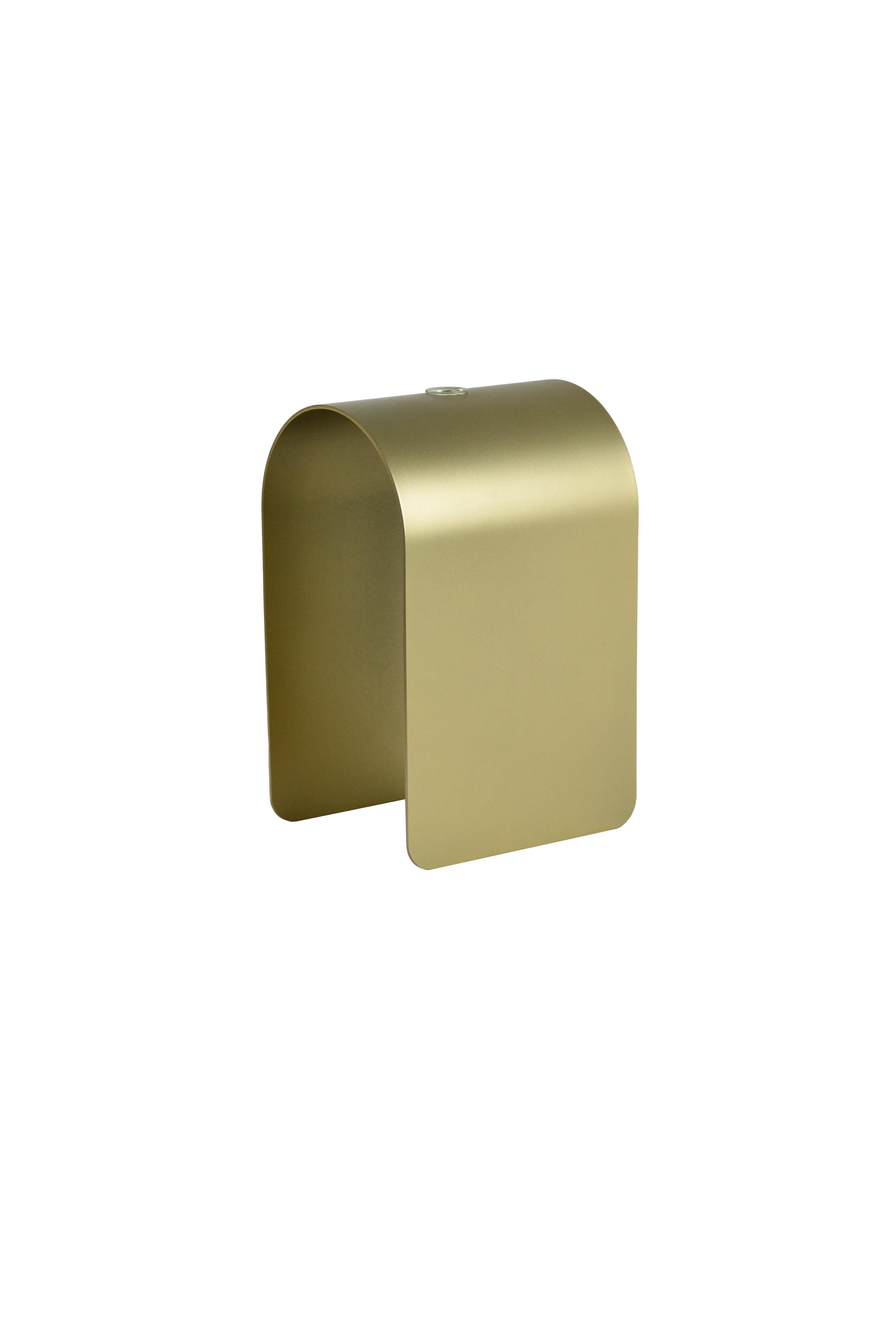 Vaso Gold Dahlia di WM Metal Design In condizioni Nuovo in vendita a Geneve, CH