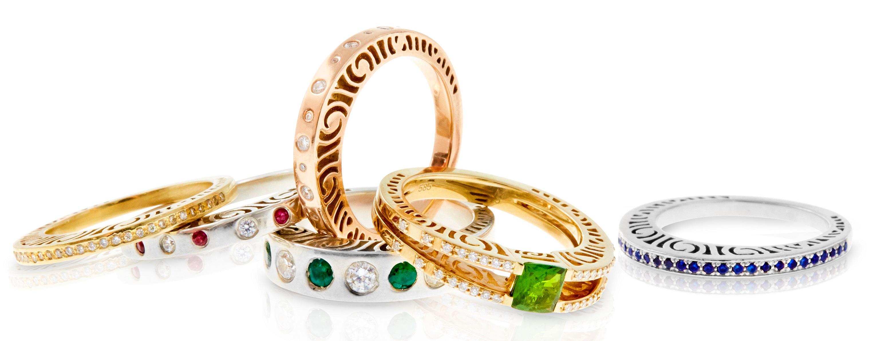 Gold, Diamond and Emerald Band Ring 1