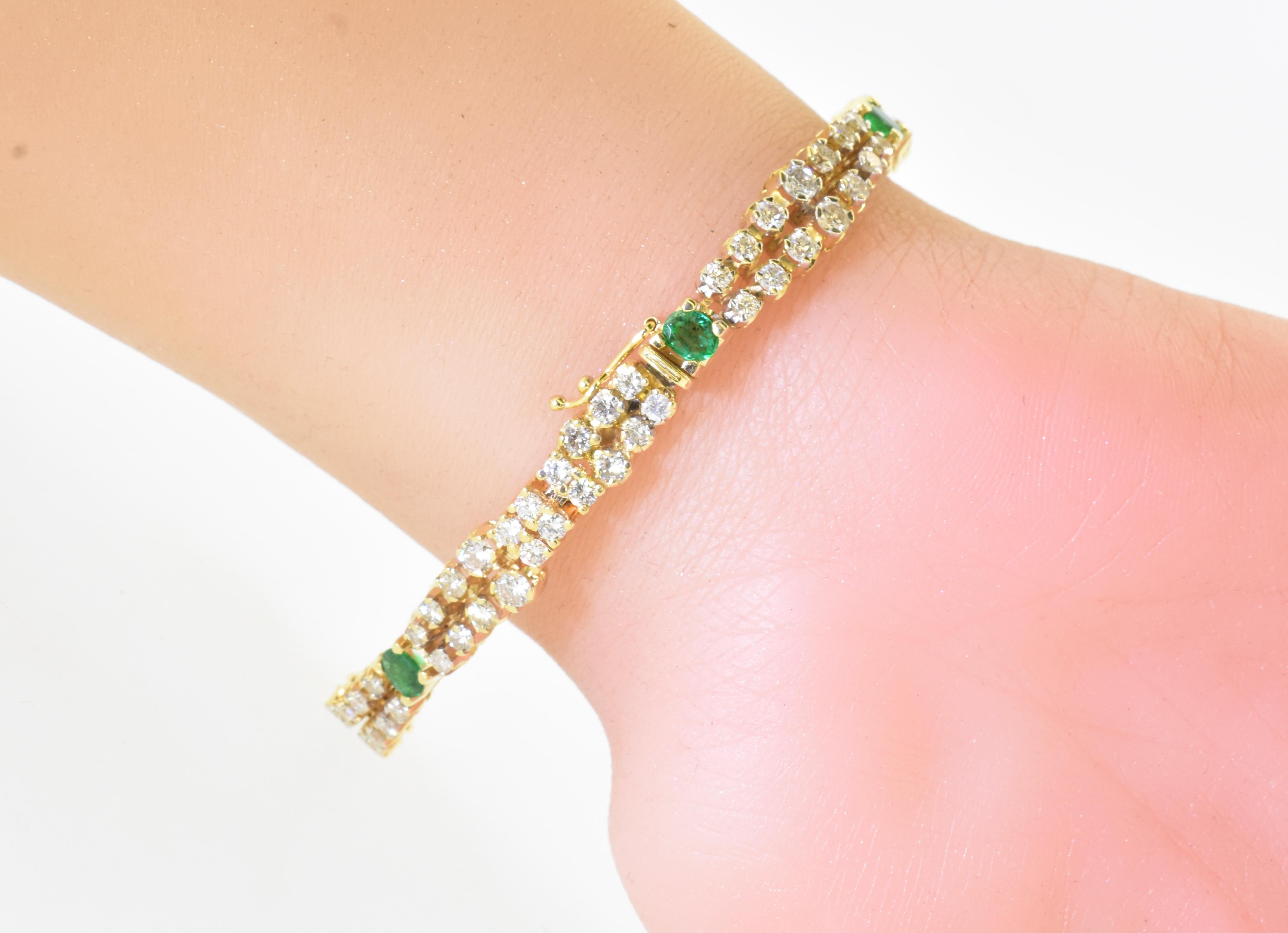 Gold, Diamond and Emerald Fine Double Row Contemporary Bracelet In Excellent Condition For Sale In Aspen, CO