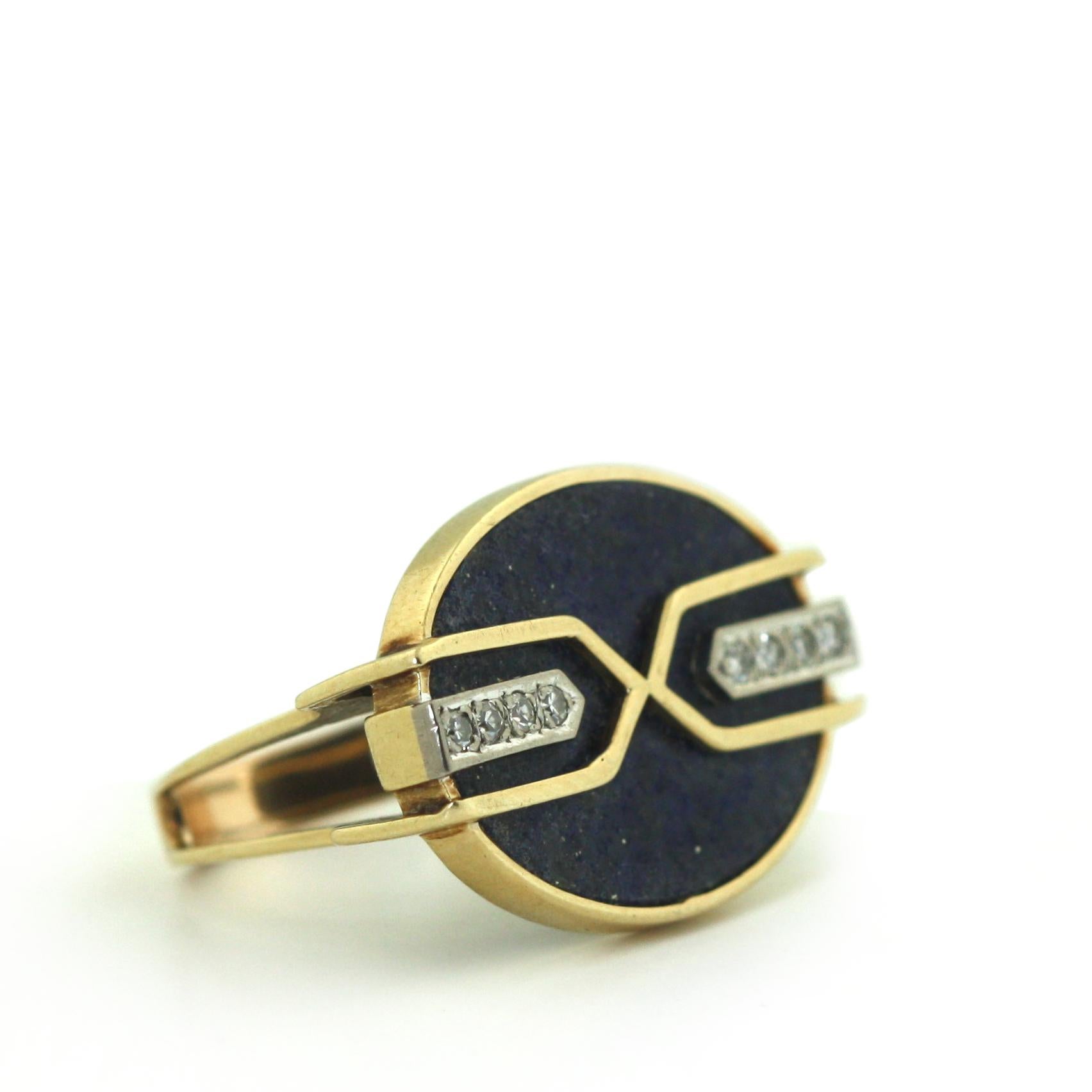 Gold, Diamond and Lapis Lazuli Ring In Good Condition For Sale In Palm Beach, FL