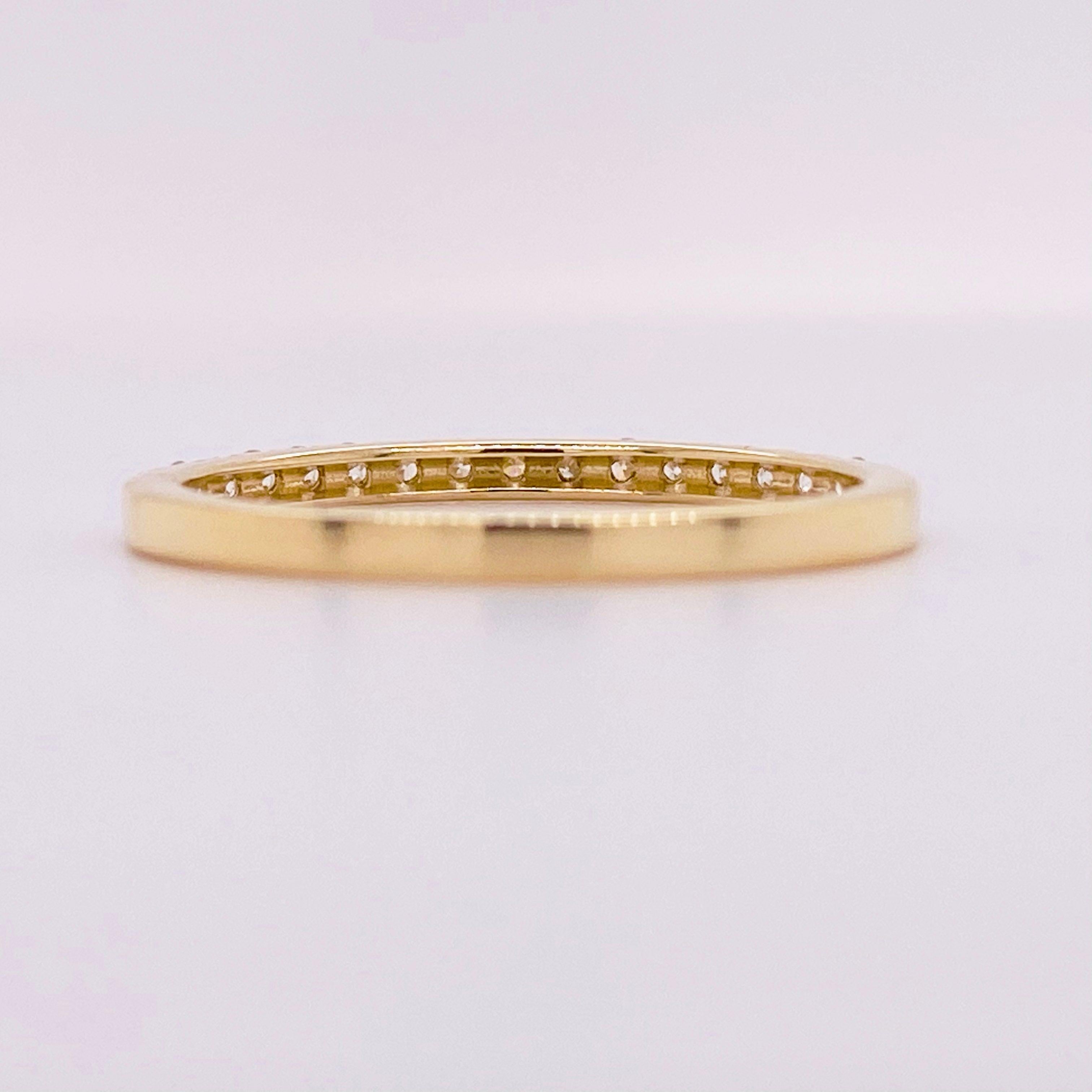 For Sale:  Gold Diamond Band, 14 Karat Yellow Gold 5