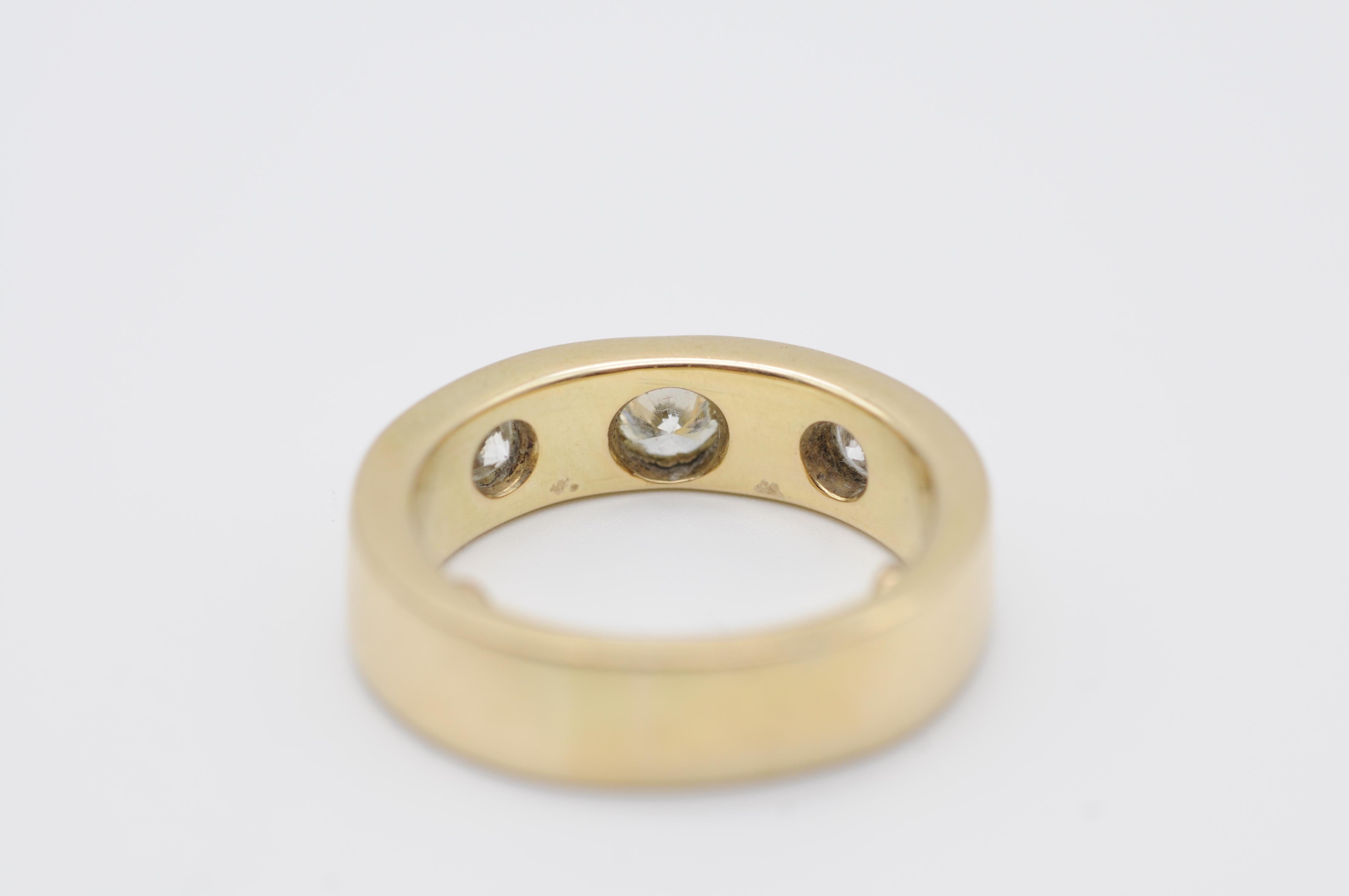 Gold Diamond Band Ring of 0.95 in 14k Yellow Gold  For Sale 6