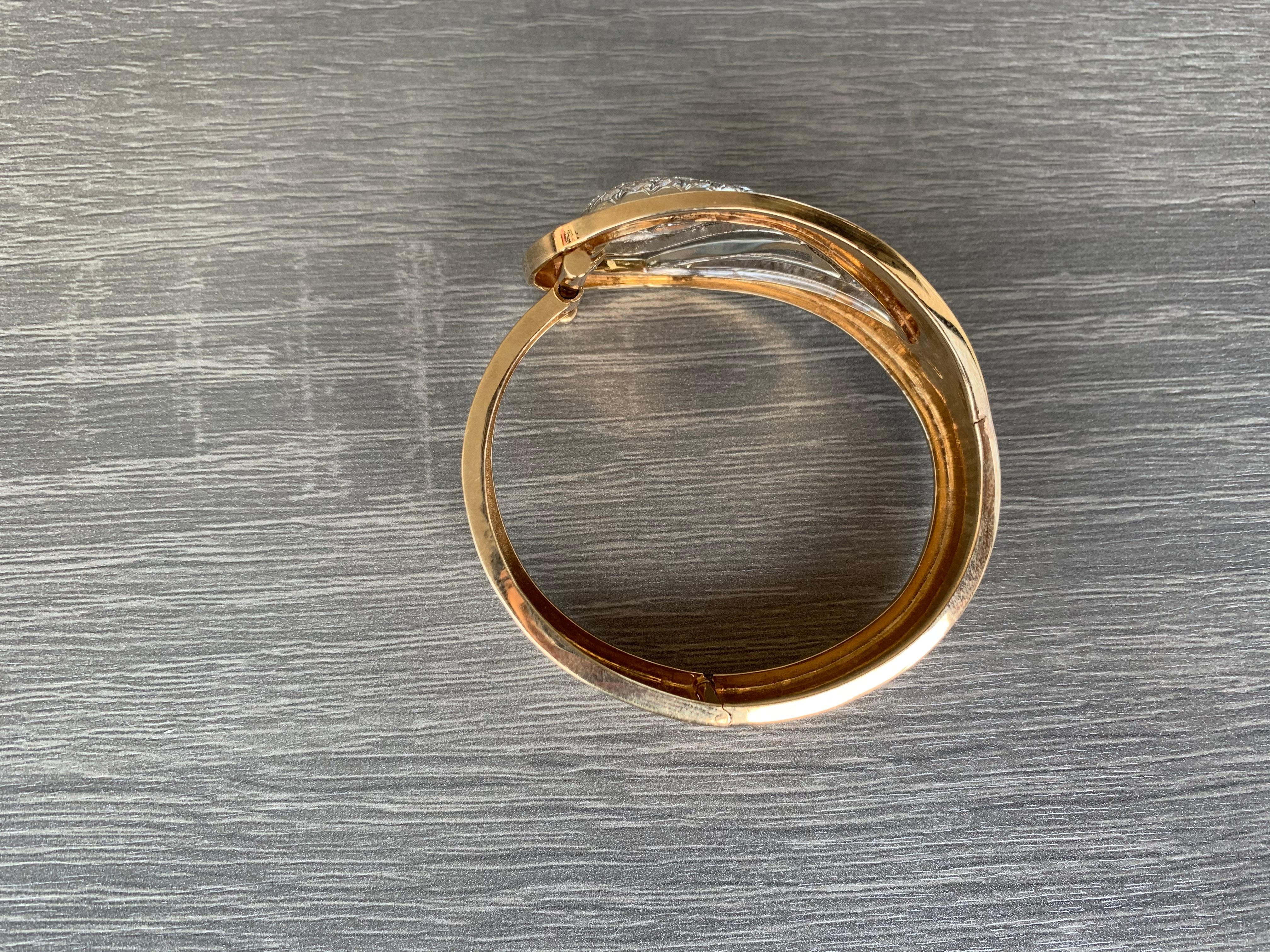 Gold Diamond Bangle In Excellent Condition For Sale In New York, NY