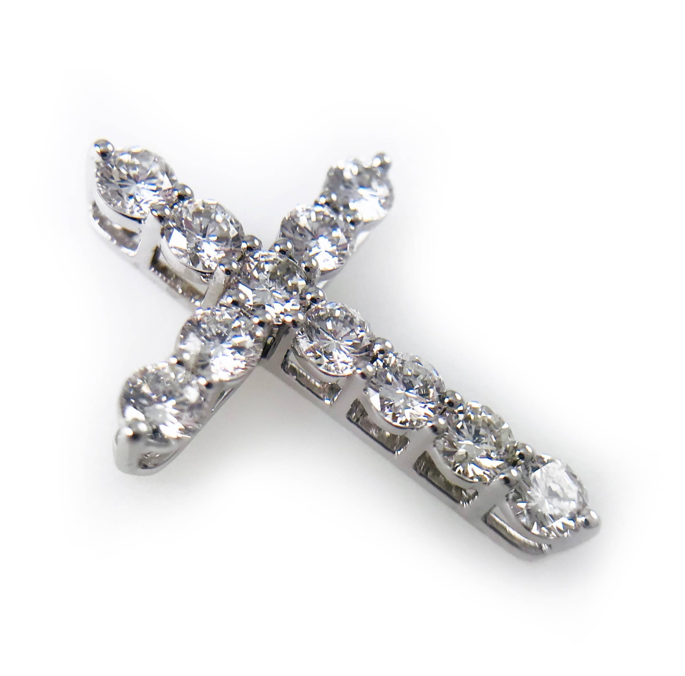 Round Cut 14 Karat Gold Diamond Cross Pendant, 0.81 Carat For Sale