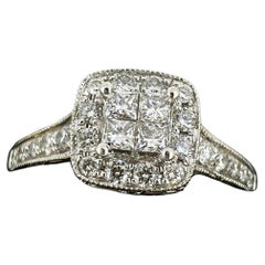 Kissenförmiger Cluster-Ring aus Gold und Diamanten in Illusion von Michael Hill mit Gold- und Diamantschliff