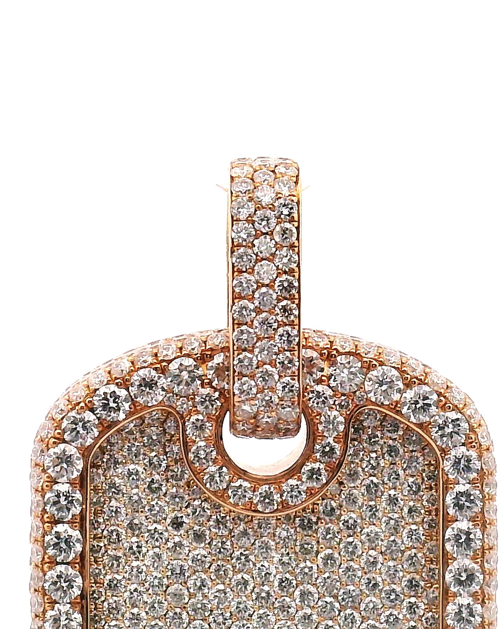 Pendentif chien en or avec diamant en vente 3