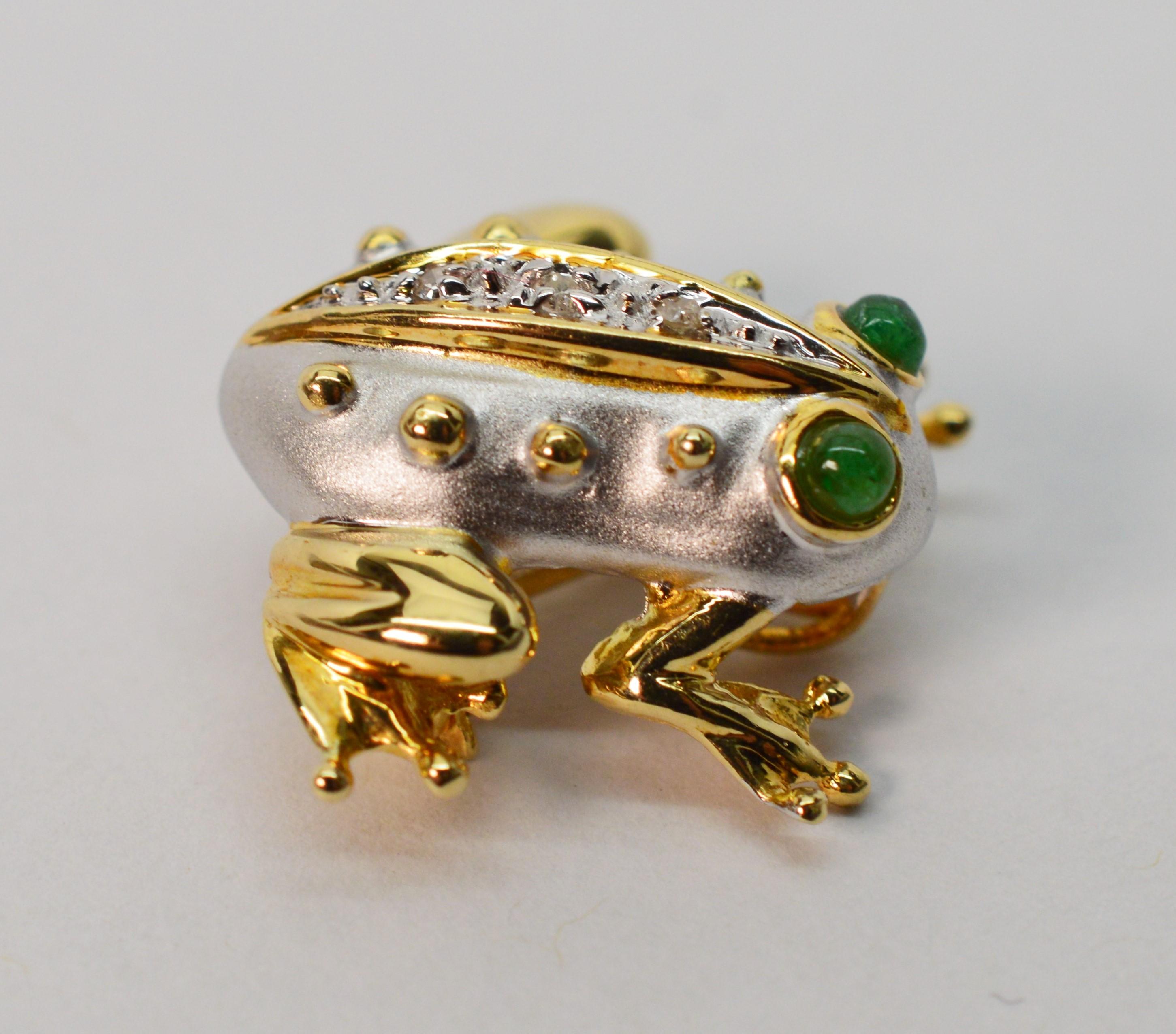 Gold Diamond Emerald Bullfrog Pin Brooch Pendant In Excellent Condition In Mount Kisco, NY