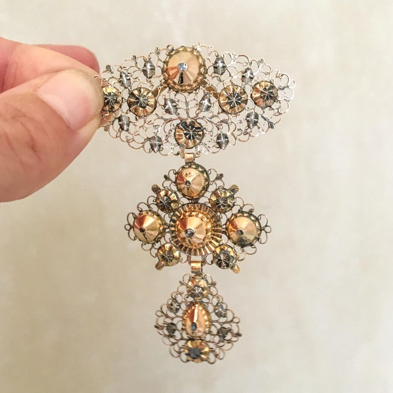 18th Century 1750s Diamond 18 Karat Gold Cross Pendant For Sale at 1stDibs