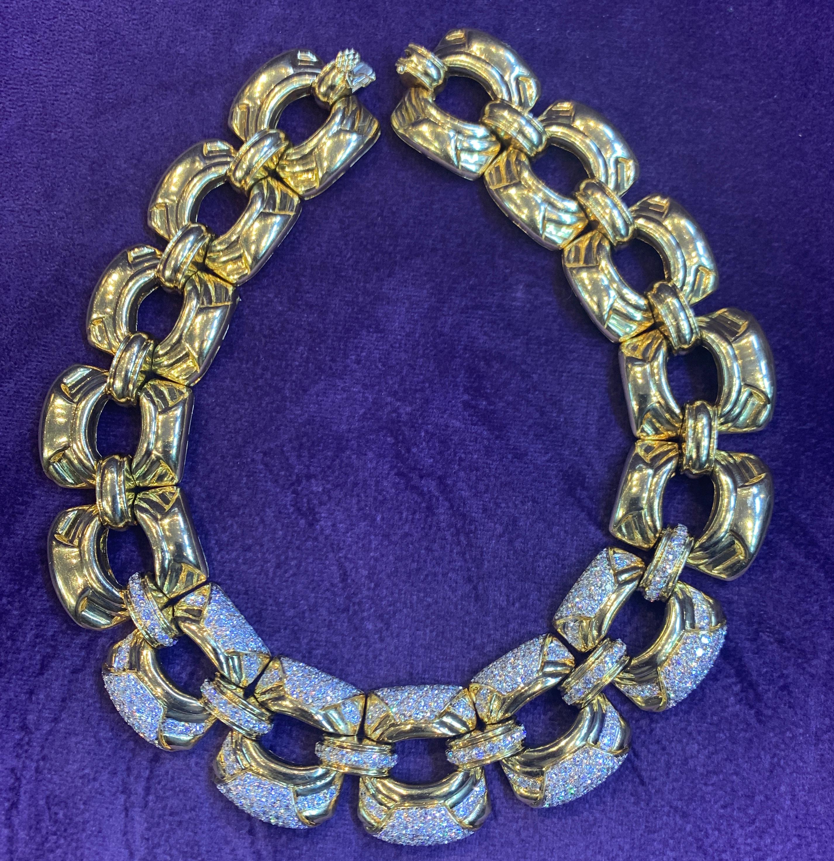 Gold & Diamond Link Necklace In Excellent Condition For Sale In New York, NY