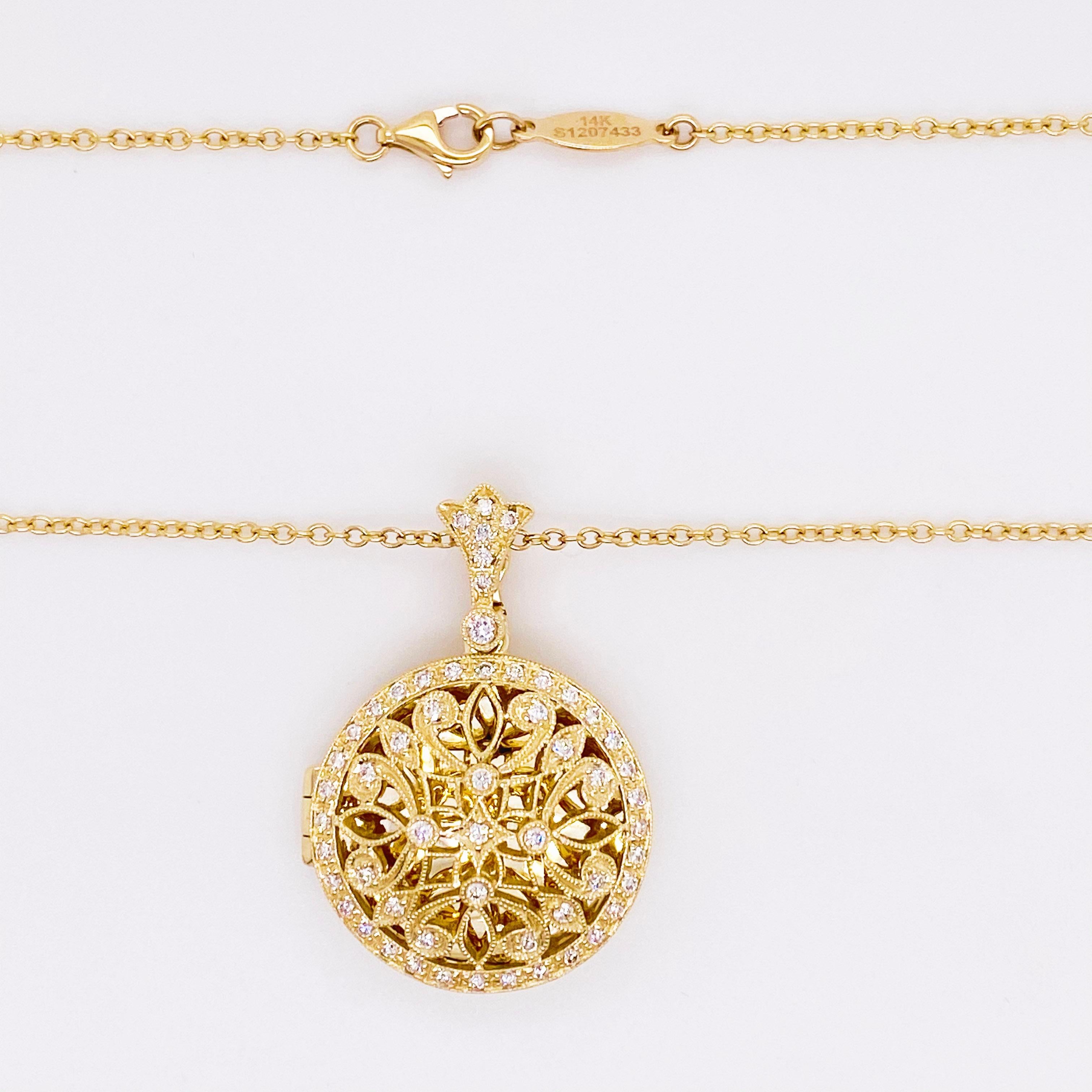 Taille ronde Médaillon vintage d'inspiration en or 14 carats avec diamants filigranes