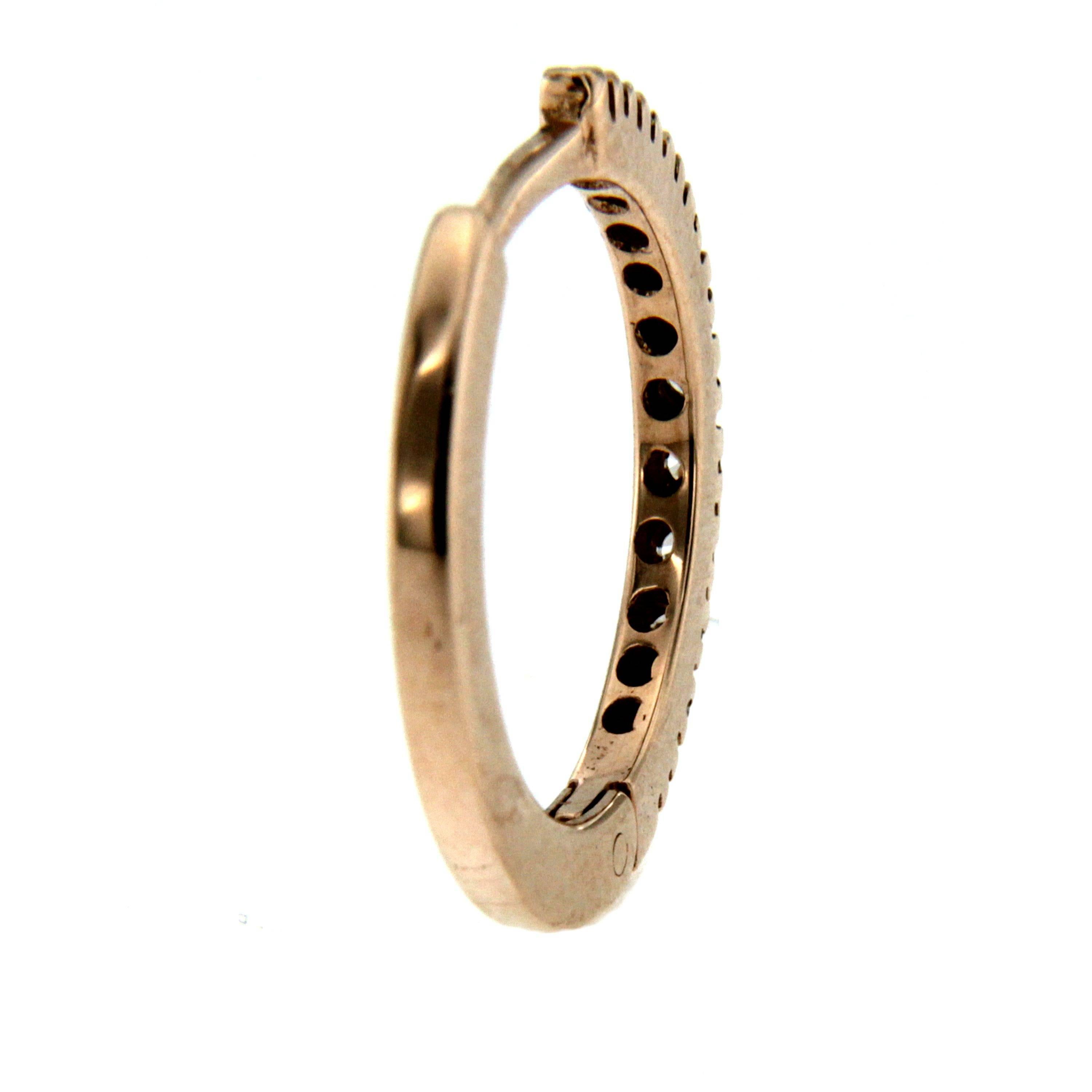 Gold Diamond Mini Hoop Earrings In New Condition For Sale In Napoli, NA