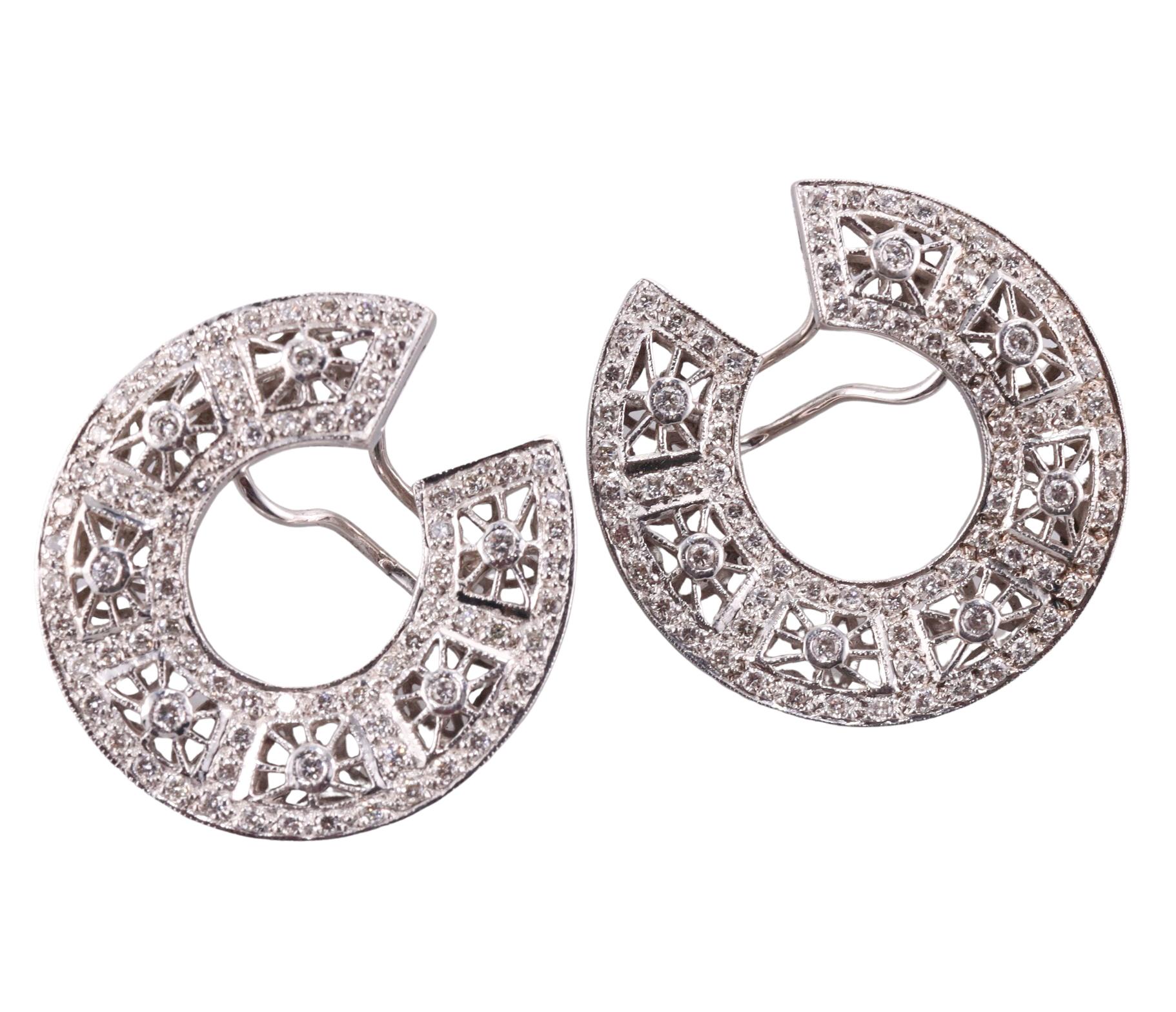 Gold Diamond Open Circle Earrings In Excellent Condition For Sale In New York, NY