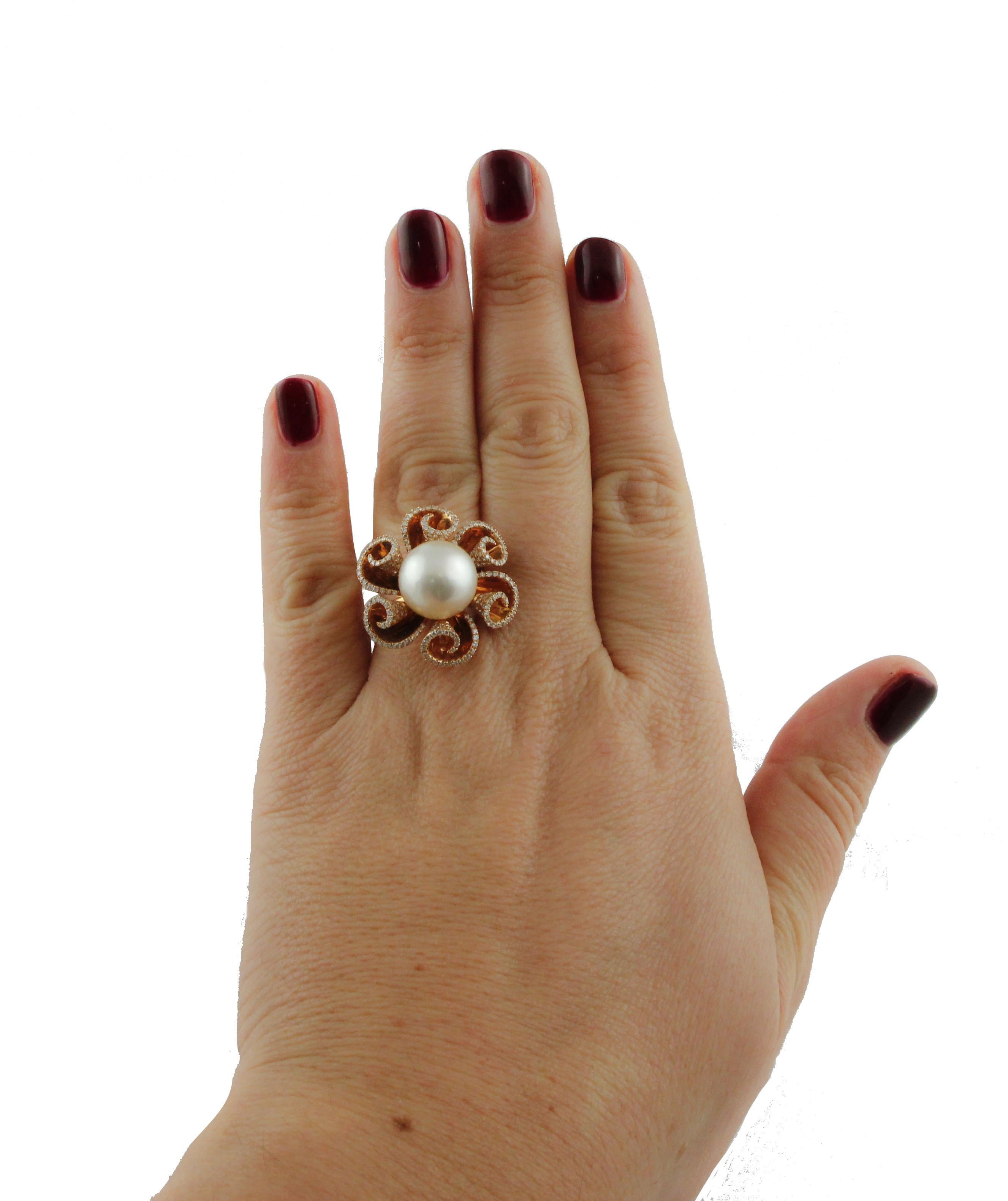  Gold Diamond Pearl Ring In Good Condition In Marcianise, Marcianise (CE)