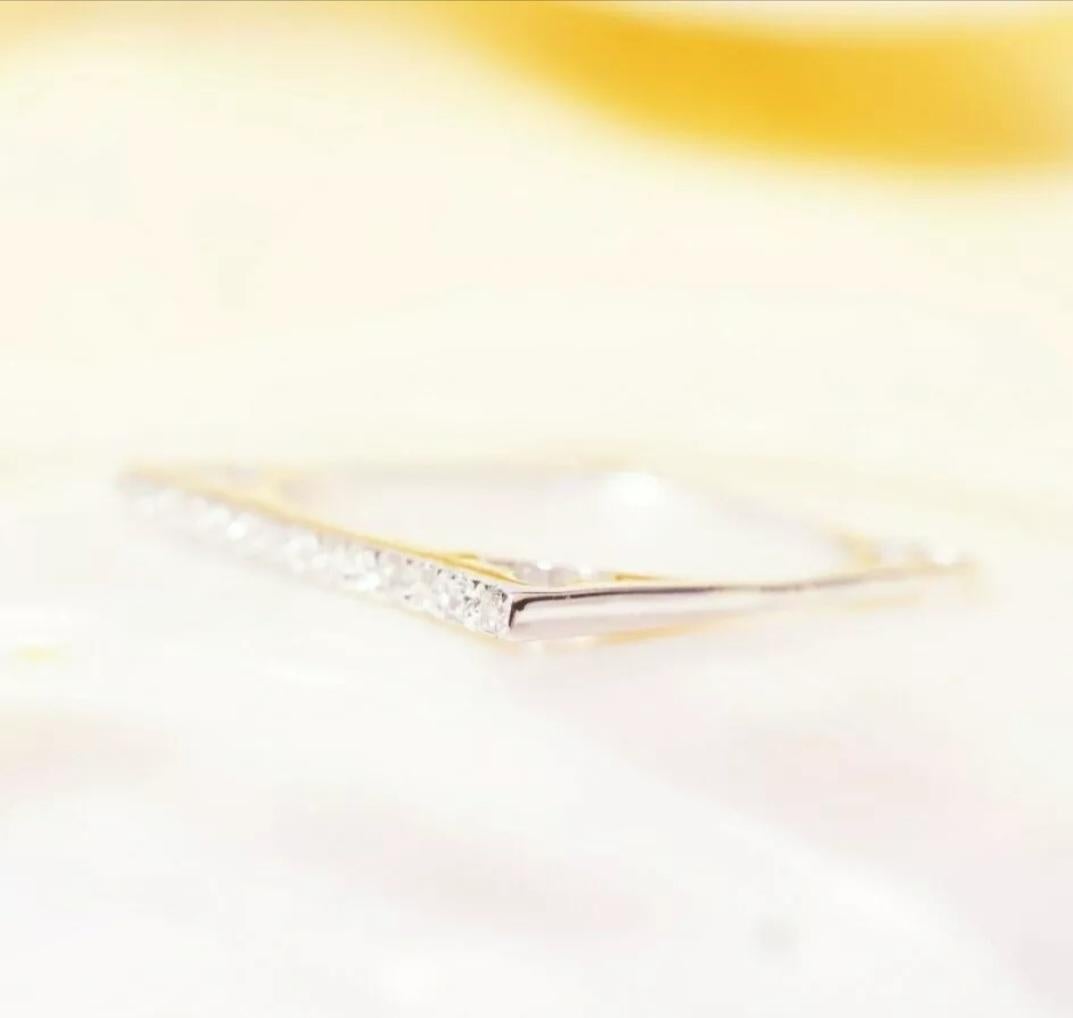 Anello d'oro con diamante impilato 14K Band 14k Gold Wedding Stack Fine Solid Gold In condizioni Nuovo in vendita a Chicago, IL