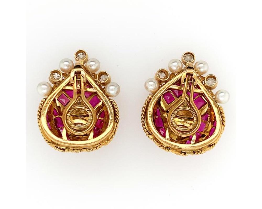 Gold Diamond Ruby Pearl Earrings In Excellent Condition For Sale In New York, NY