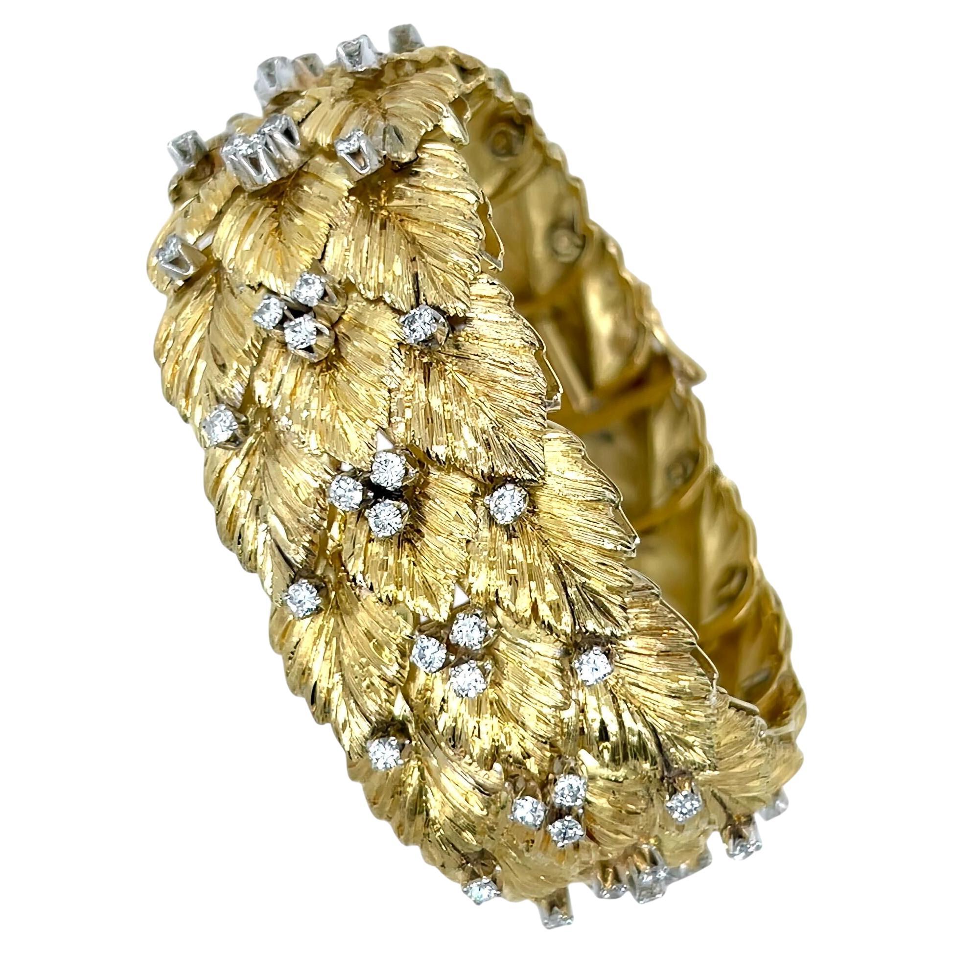 Gold Diamond Textured Leaves Bracelet For Sale