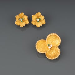 Gold Diamonds and Emeralds Vintage Gold Set