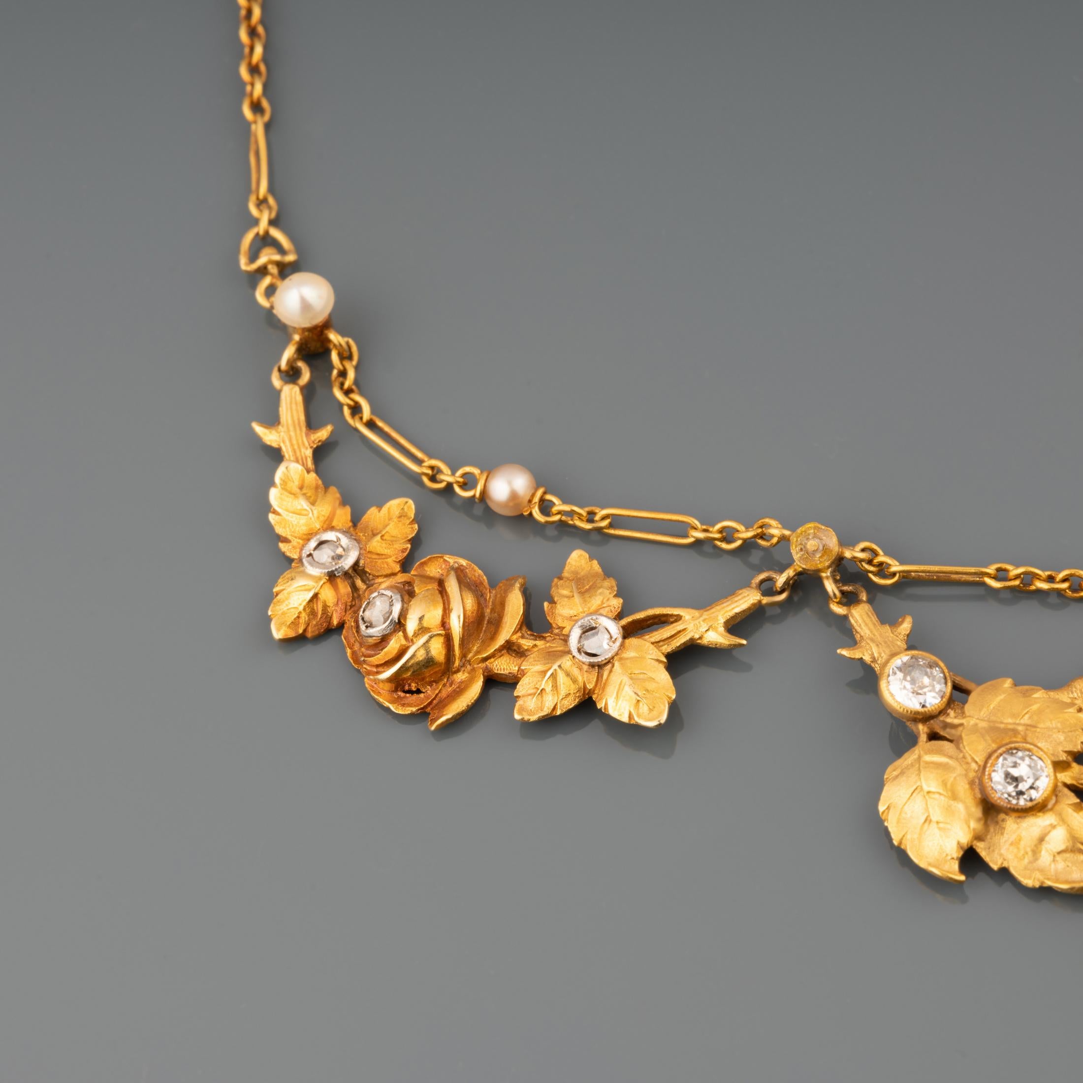 Belle Époque Gold Diamonds and Pearls French Art Nouveau Necklace For Sale