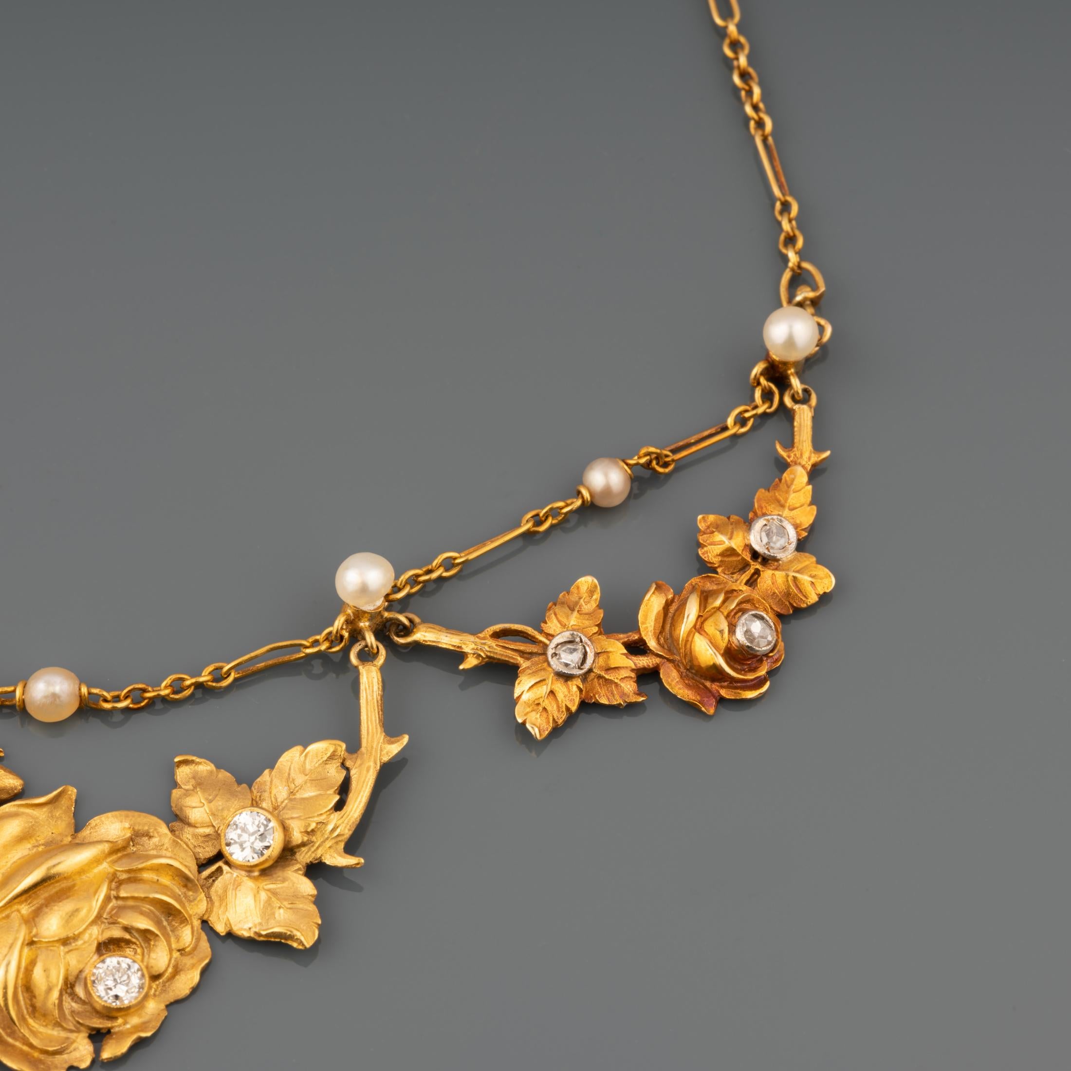 Gold Diamonds and Pearls French Art Nouveau Necklace In Good Condition For Sale In Saint-Ouen, FR