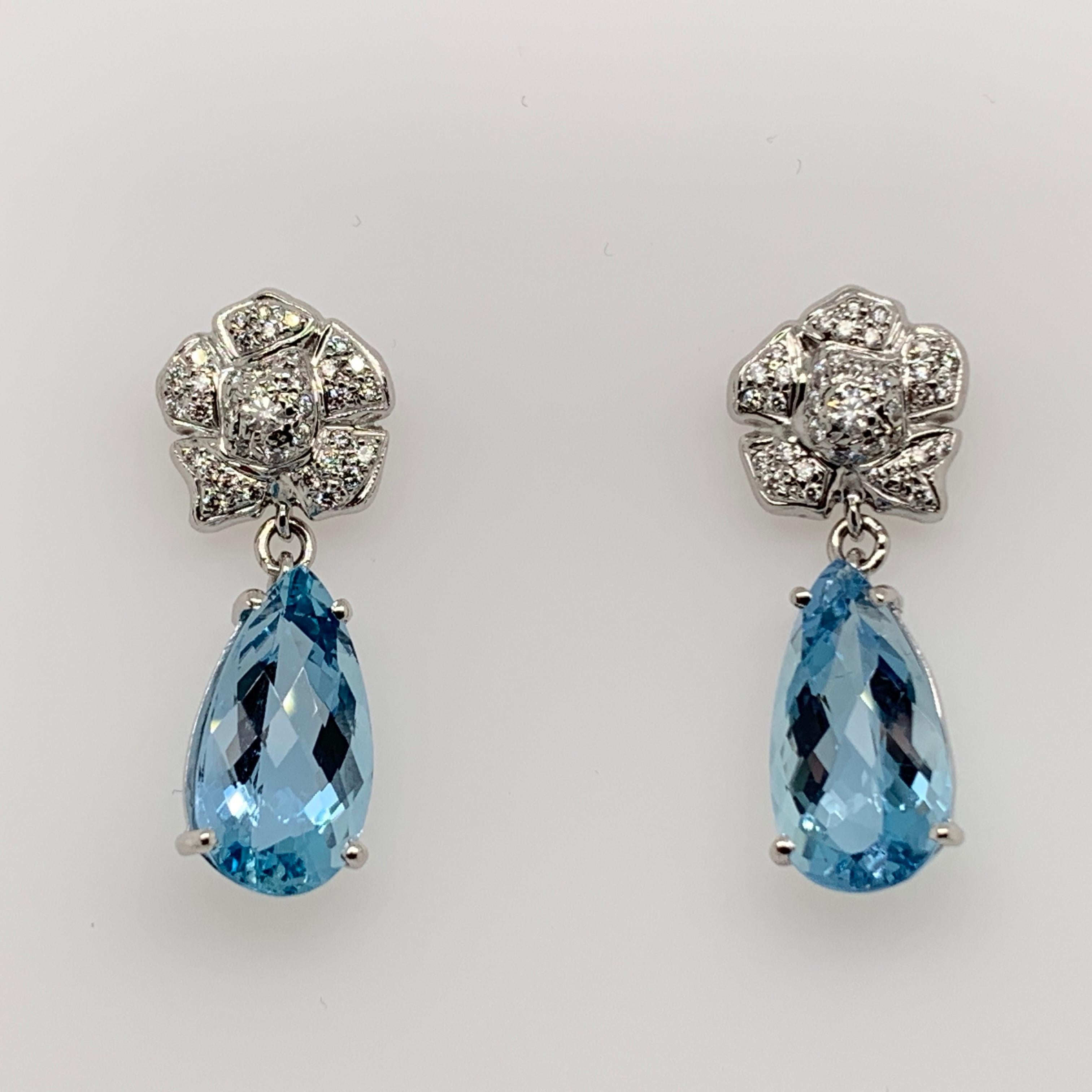Modern Gold Earrings 7 Carat Natural Round Diamond and Pear Shape Aquamarine