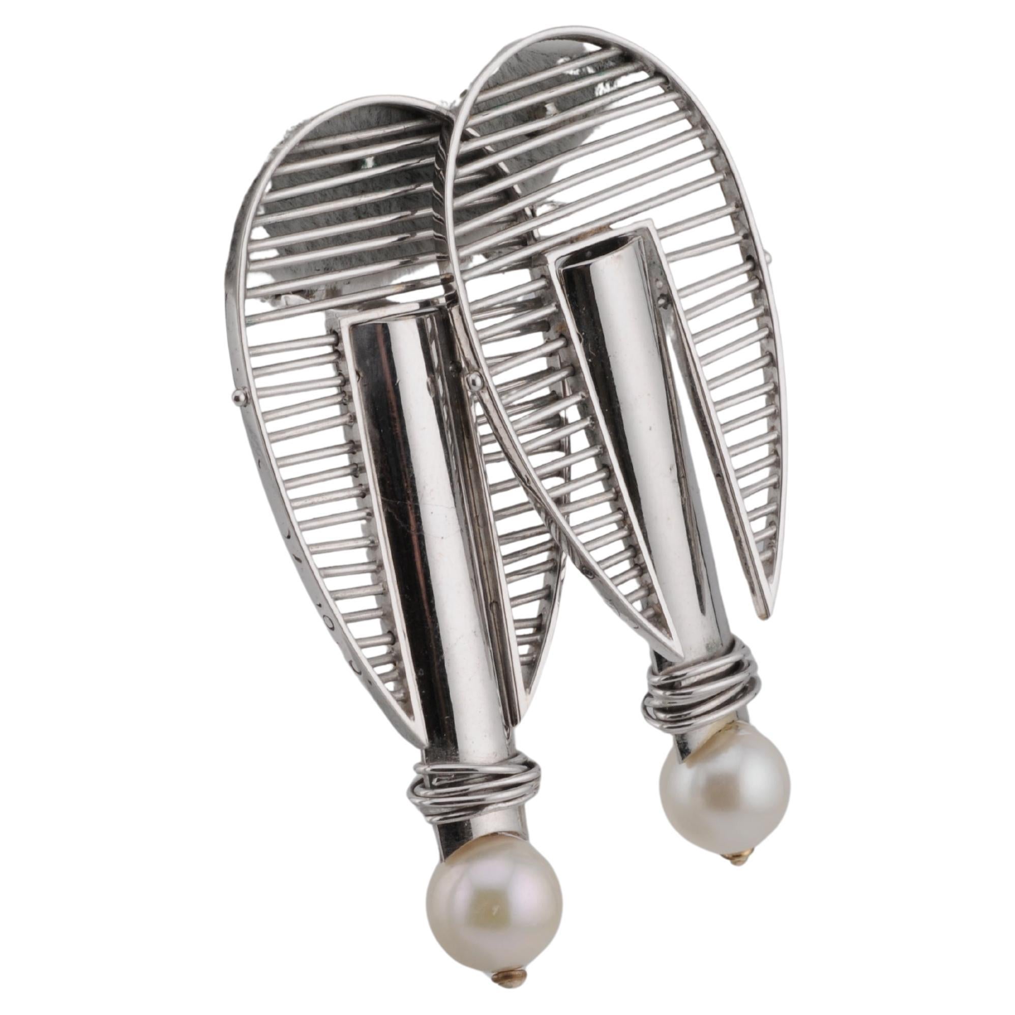 Gold earrings in 18K white gold with pearls