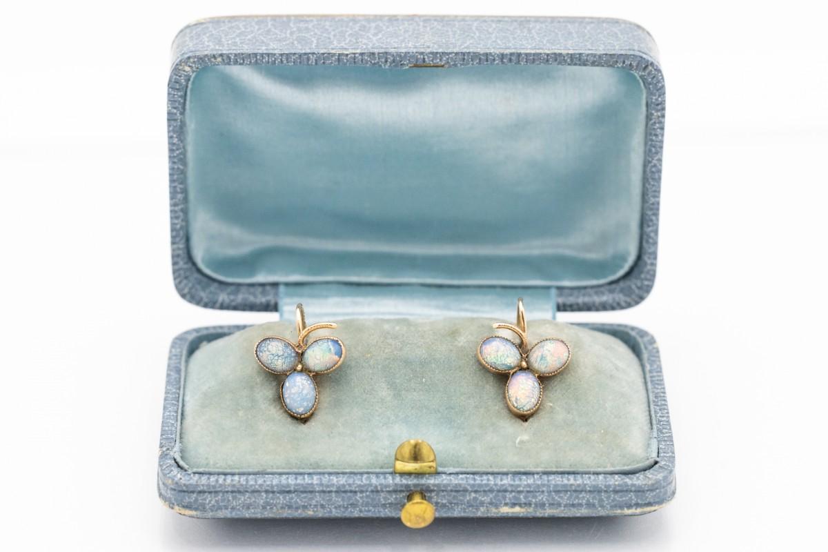 Women's Gold earrings in the shape of a clover with opals duplets, Hungary, early XX cen For Sale
