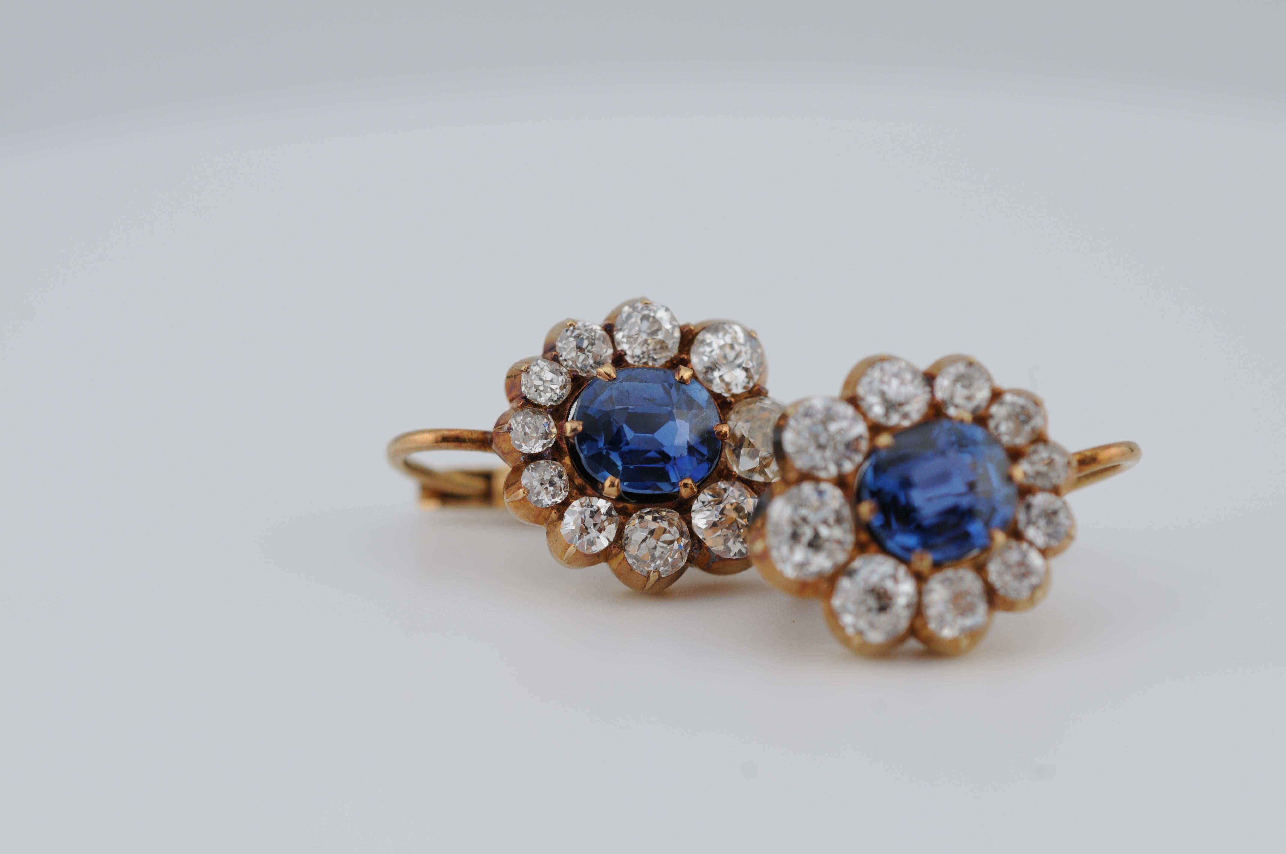 Gold Earrings with Ceylon Sapphires and Old Mine-Cut Diamonds For Sale 6