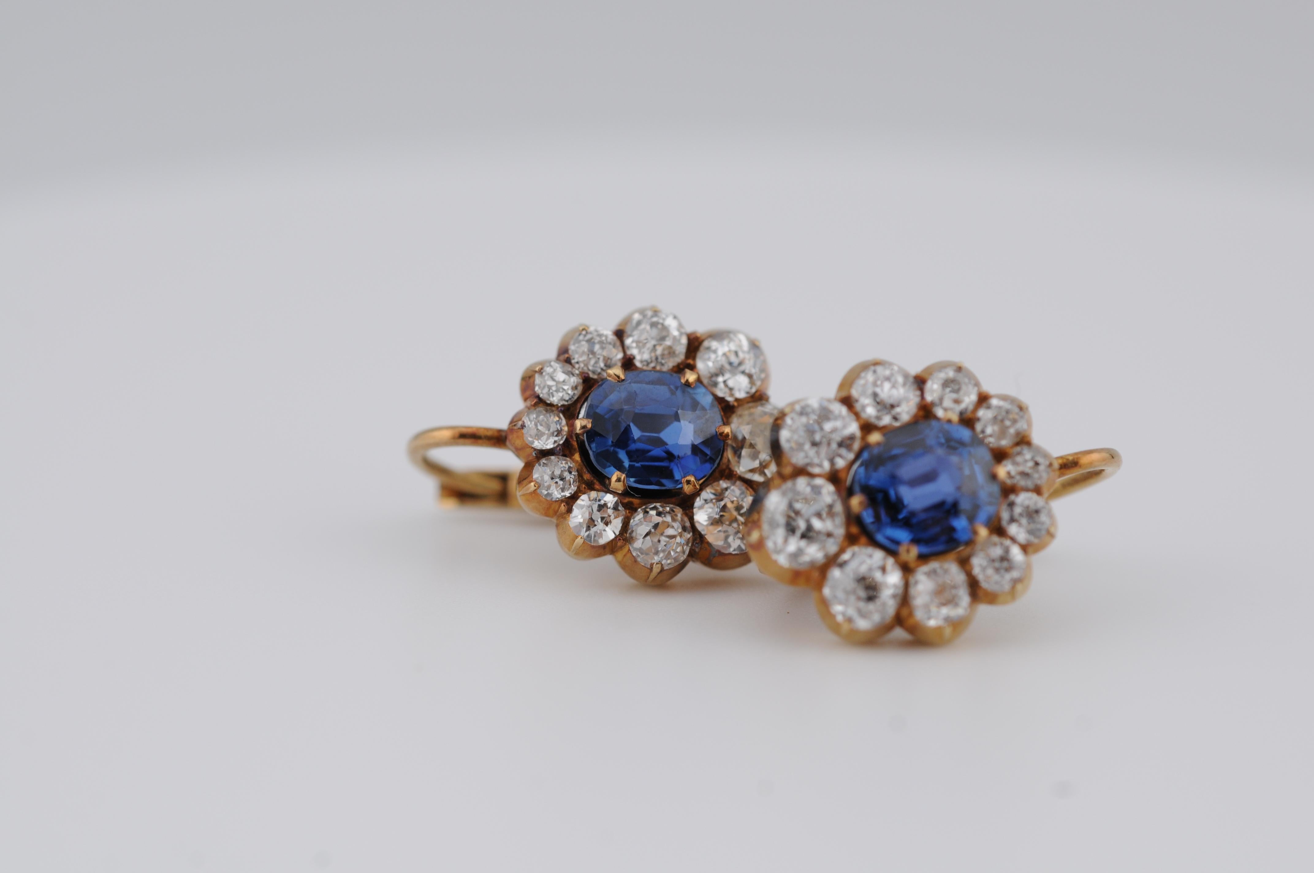 Gold Earrings with Ceylon Sapphires and Old Mine-Cut Diamonds For Sale 1