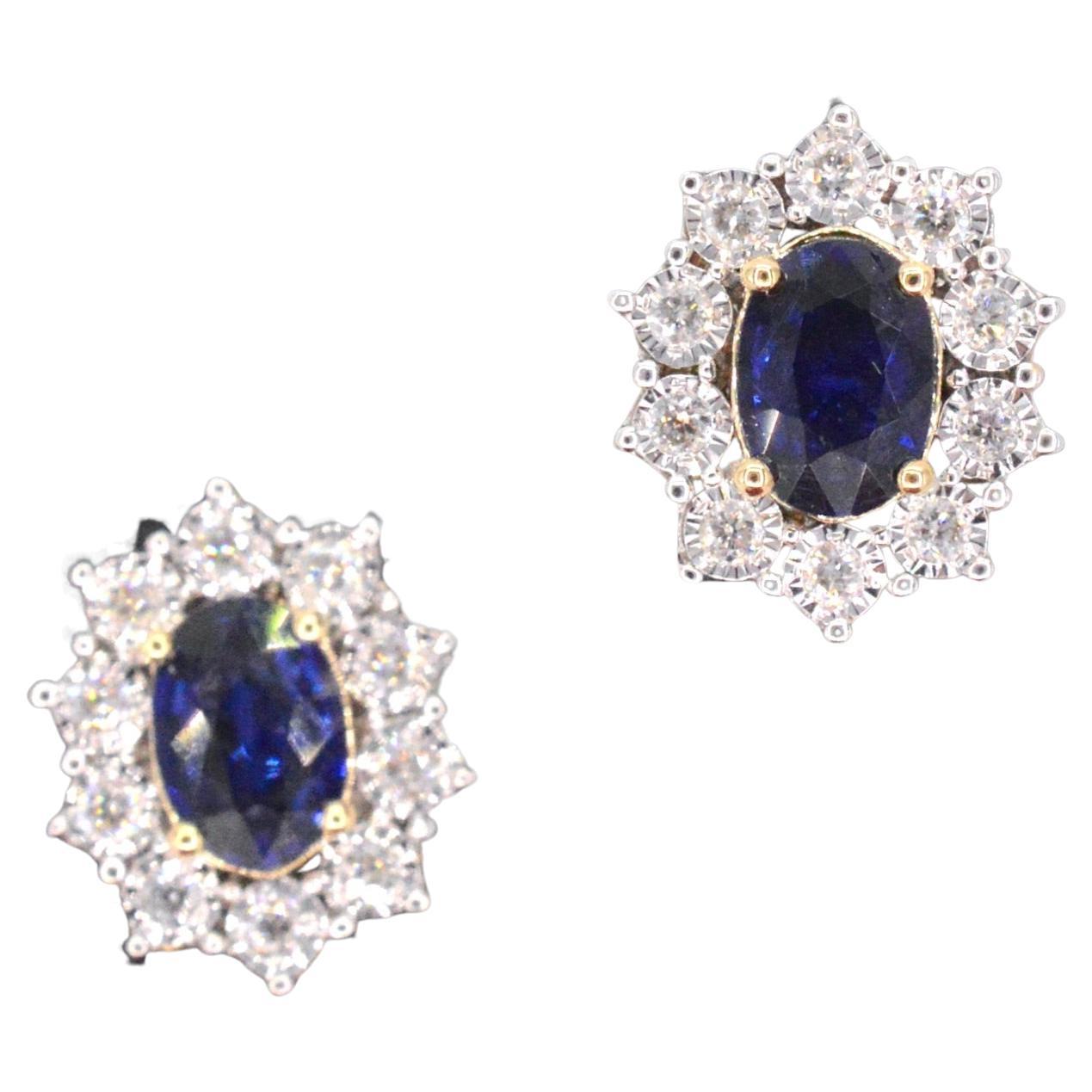 Gold Earrings with Diamonds and Sapphire