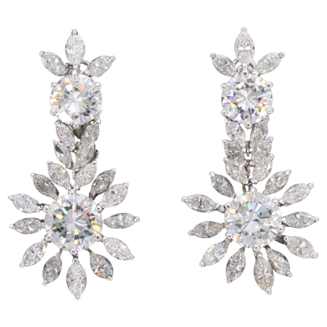 Golden exclusive earrings with diamonds