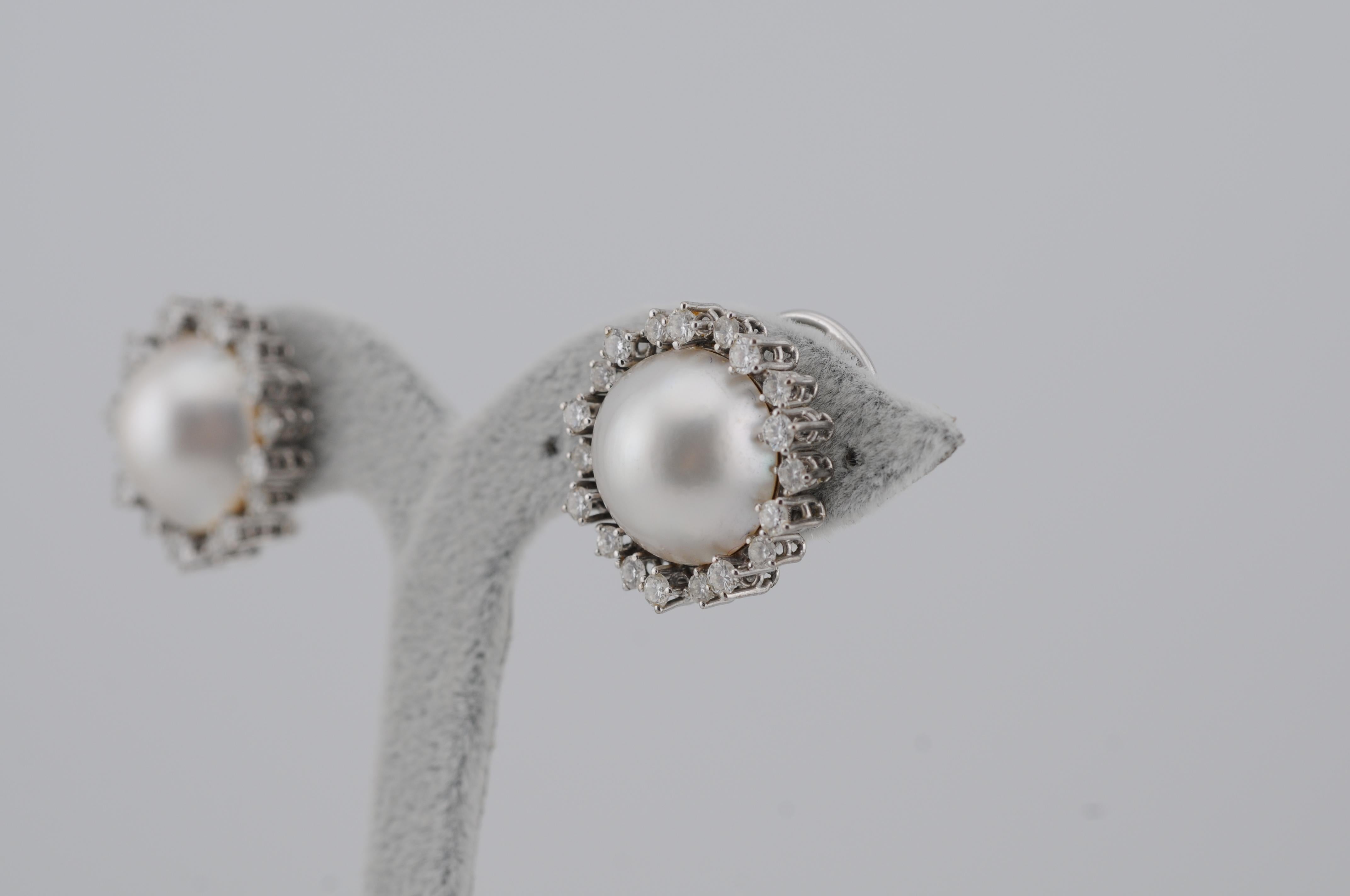 Orecchini in oro con perle e diamanti in vendita 2