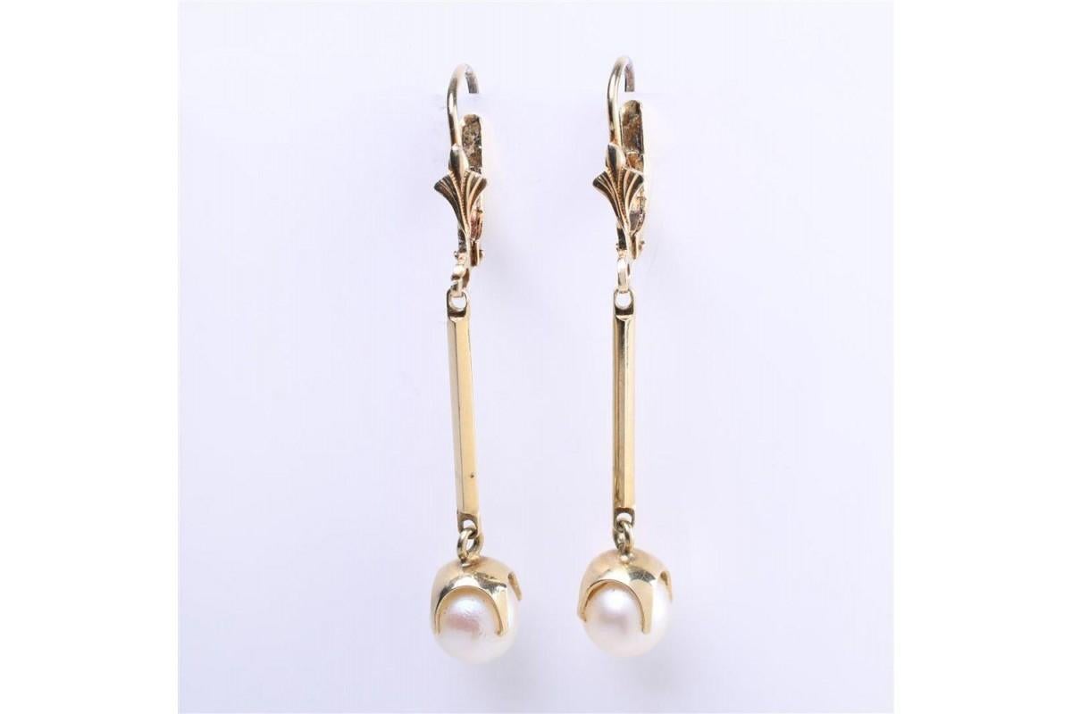 Women's or Men's Gold earrings with pearls, Italy, mid-20th century.