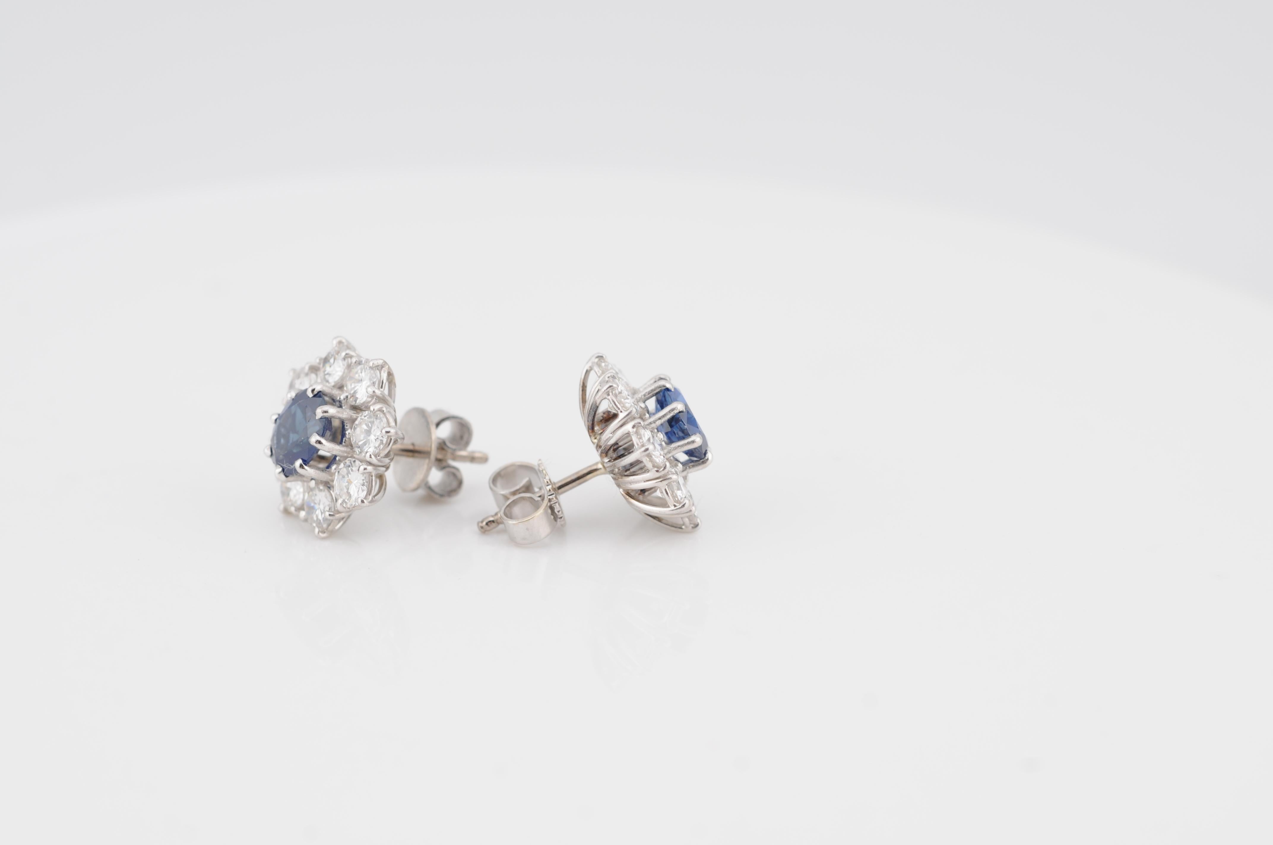 Orecchini in oro con zaffiri e diamanti 18k Weissgold In condizioni buone in vendita a Berlin, BE