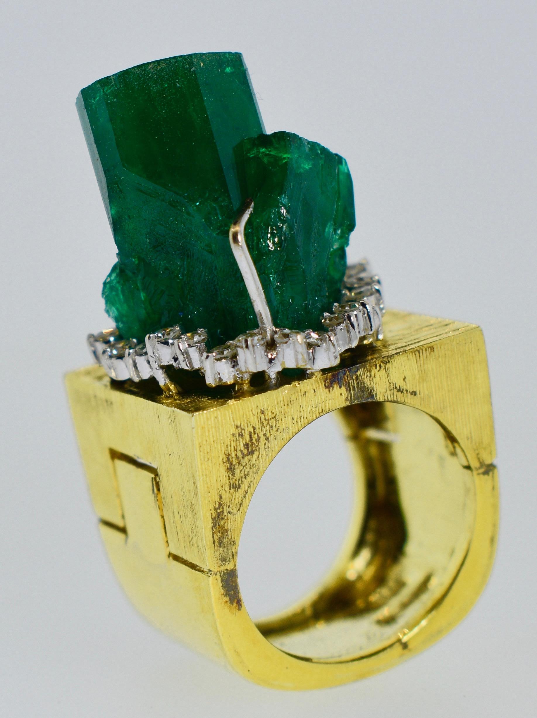Gold, Emerald and Diamond Modernistic Ring, circa 1970 In Good Condition In Aspen, CO