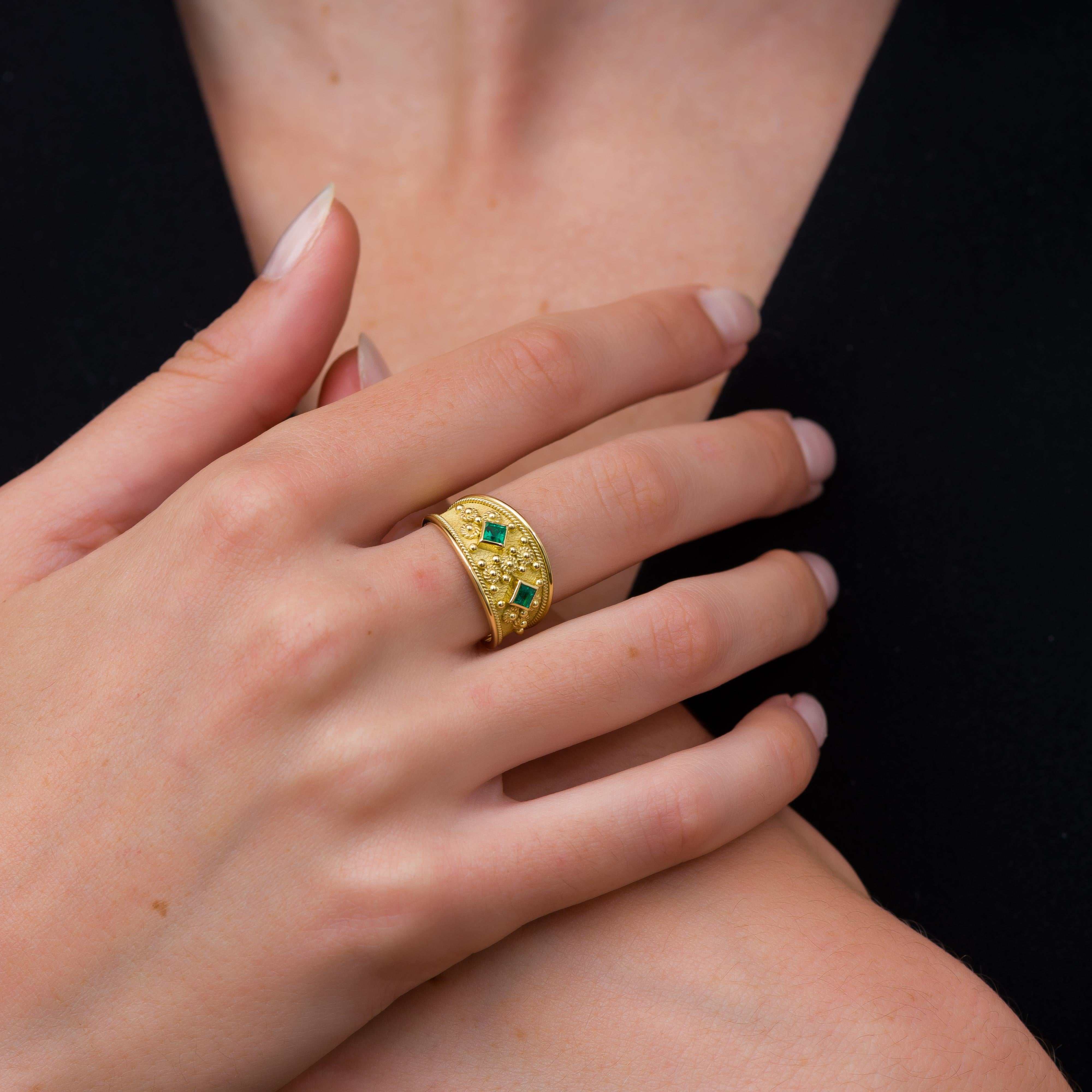 Women's Gold Emerald Byzantine Ring For Sale