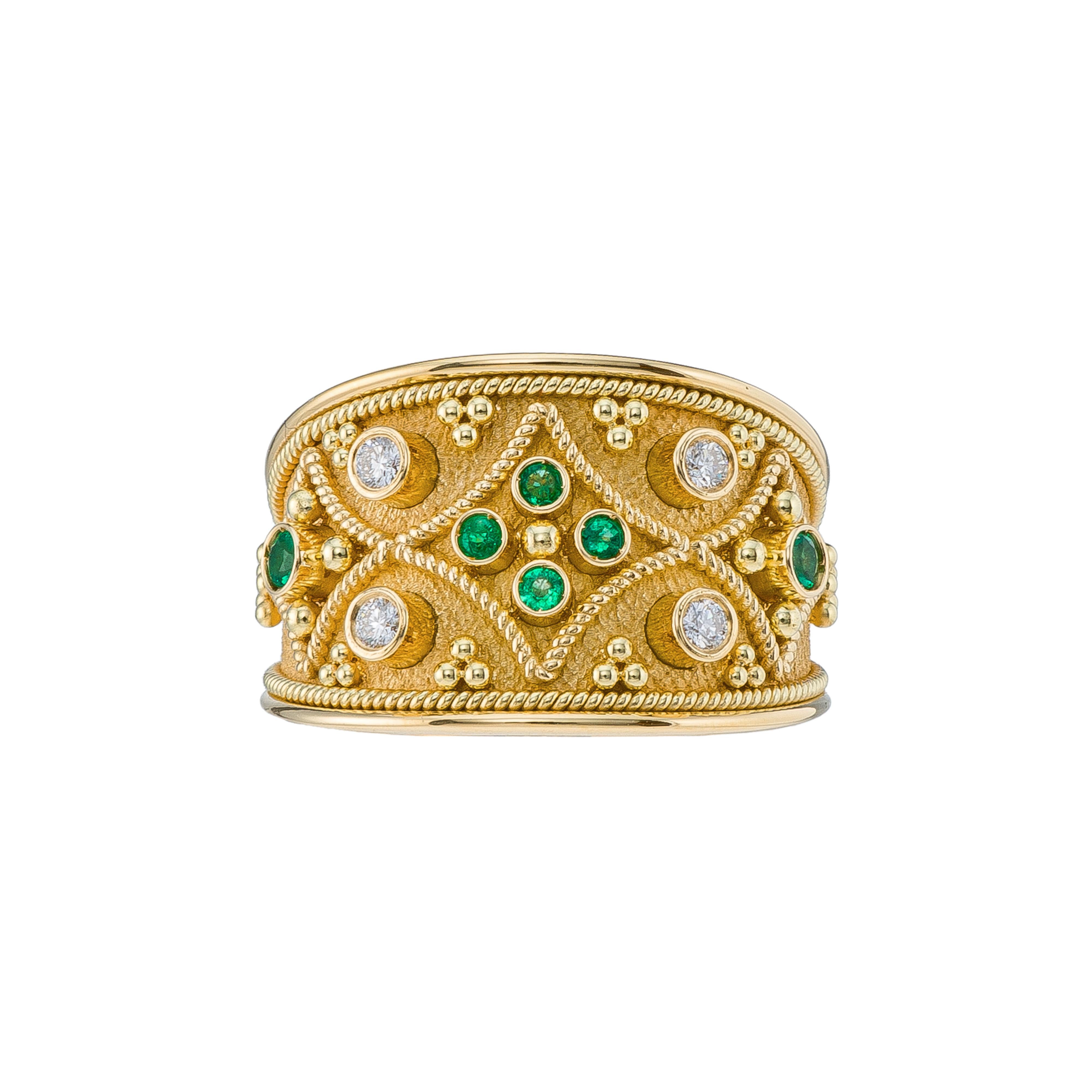 Byzantinischer Ring aus Gold mit Smaragd und Diamanten (Brillantschliff) im Angebot
