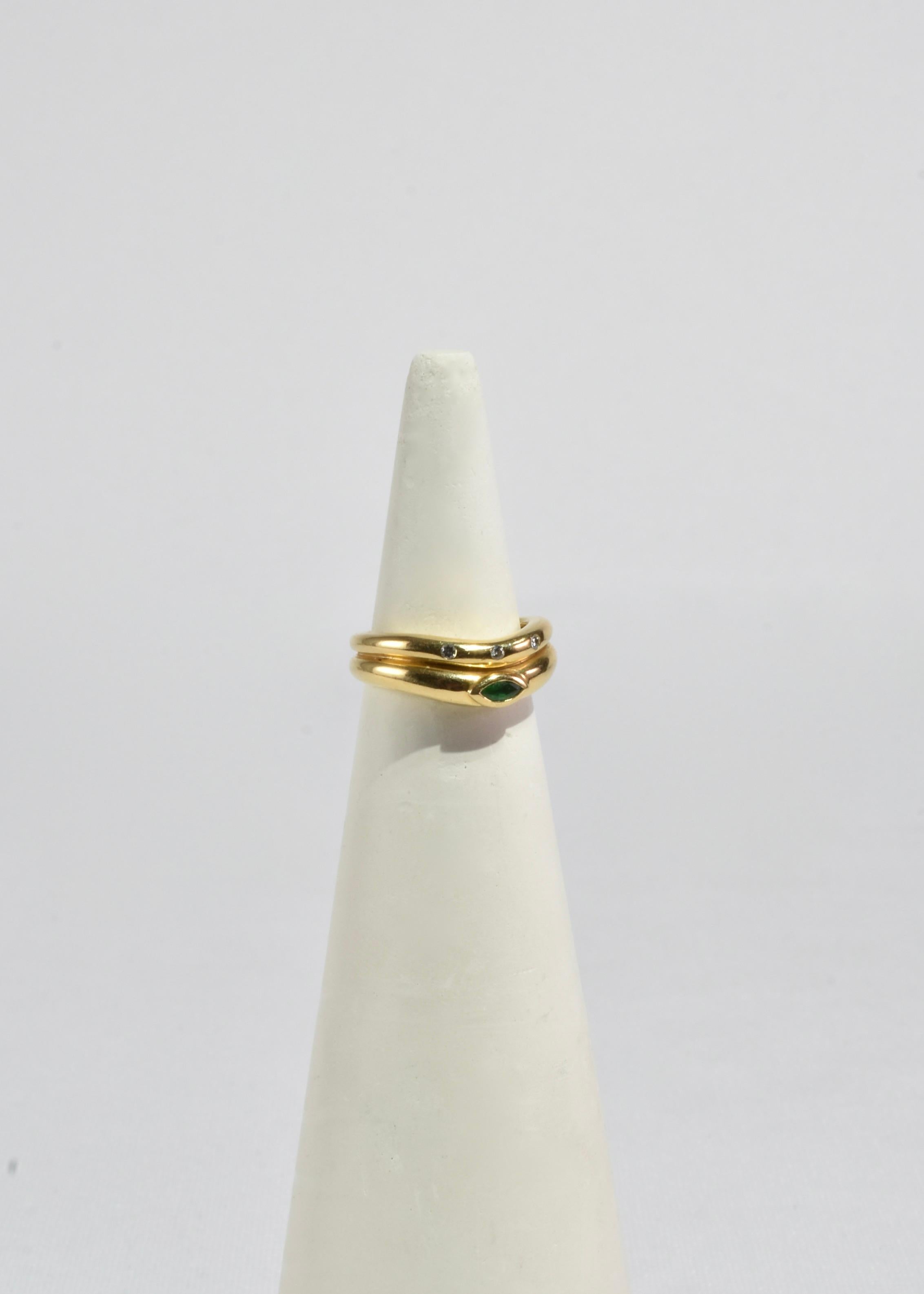 Gold Emerald Diamond Ring In Excellent Condition For Sale In Richmond, VA