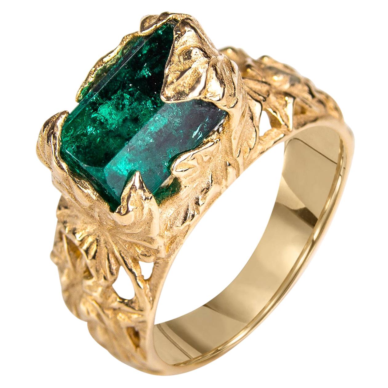 Emerald Ring Gold Crystal Green 6.15 Carats Certified Engagement Ring For Sale