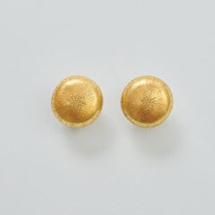 gold engraved Buccellati earrings